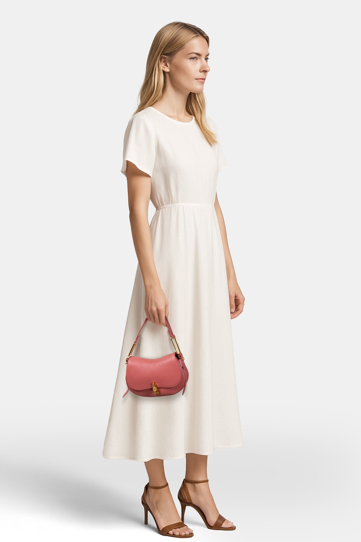 SMALL SHOULDER BAG IN LEATHER 1