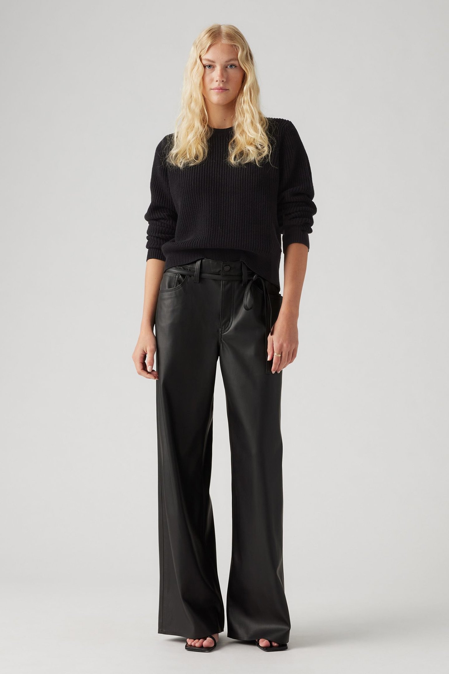 XL STRAIGHT FX LEATHER LEATHER NIGHT 2