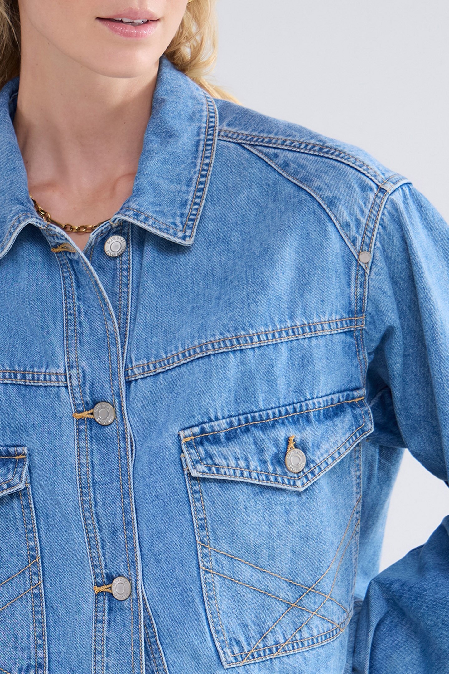 BOXY DENIM JACKET BLUES 6