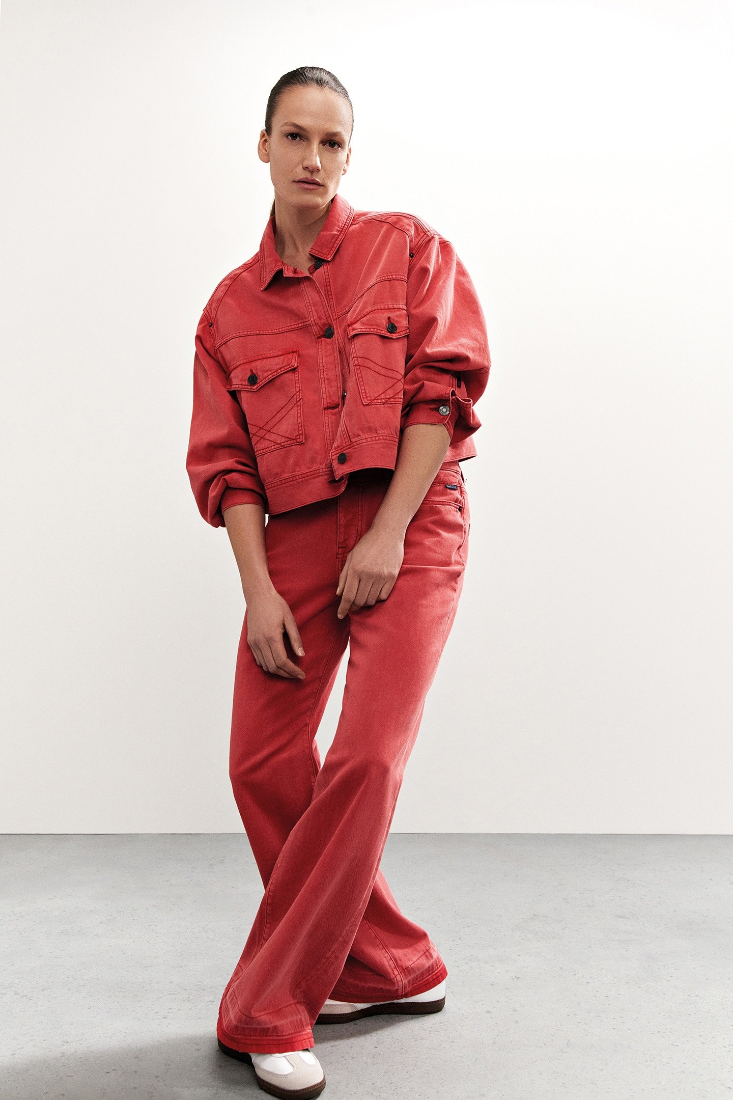 BOXY DENIM JACKET COLOURED DENIM REDS 4