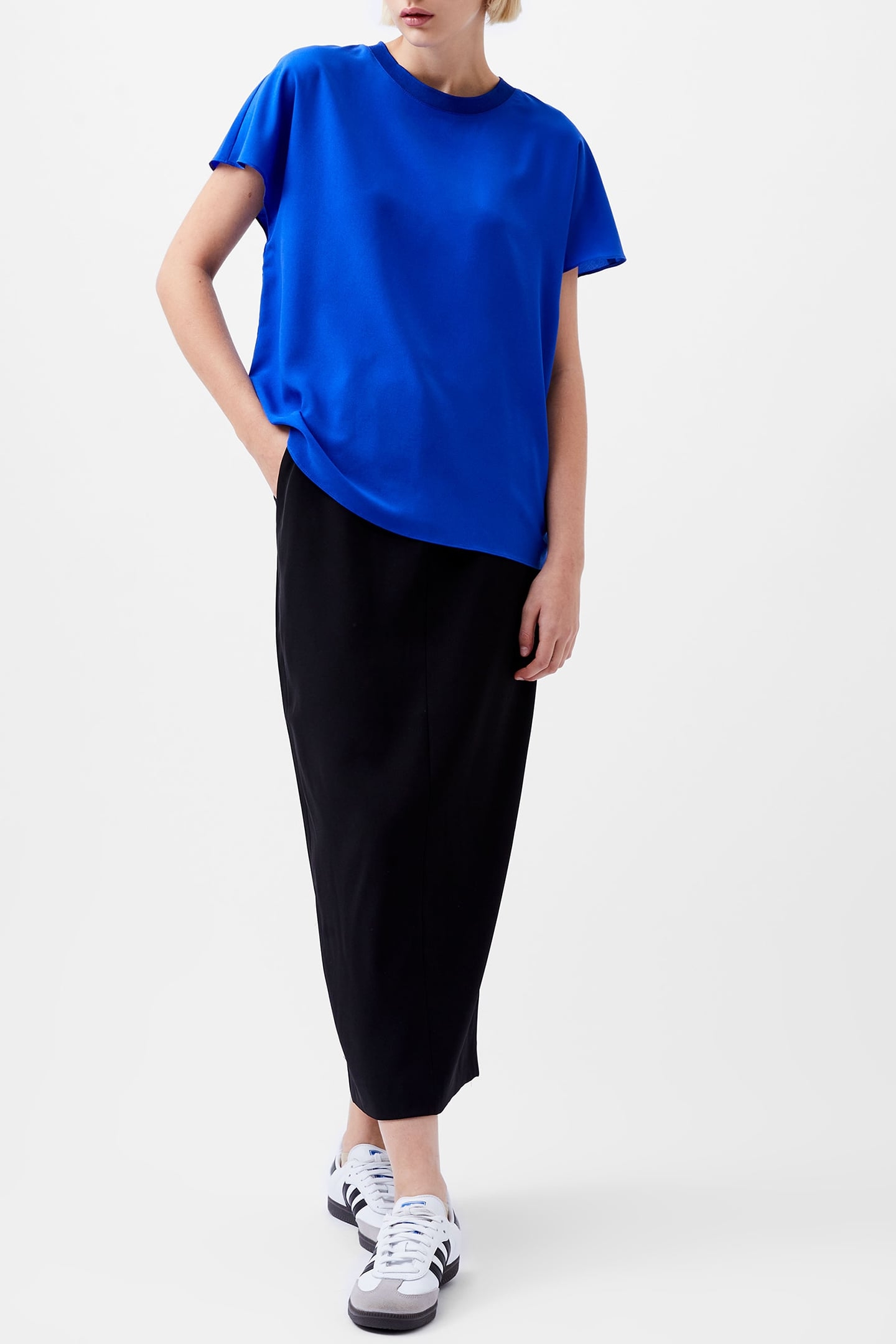 CREPE LIGHT CREW NECK TOP SAPPHIRE BLUE 1