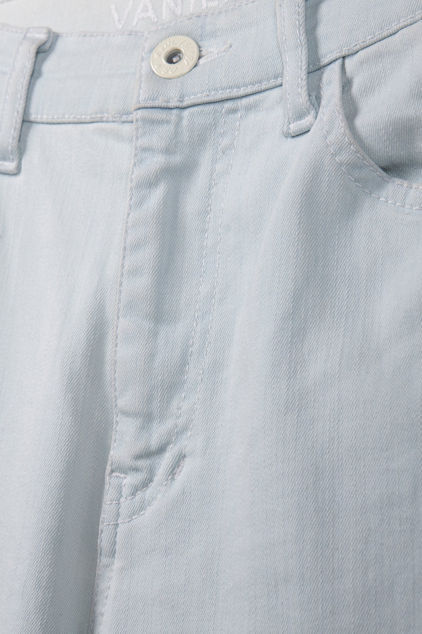 THE CLASSIC CAPRI SPRING BLUE WASH 4