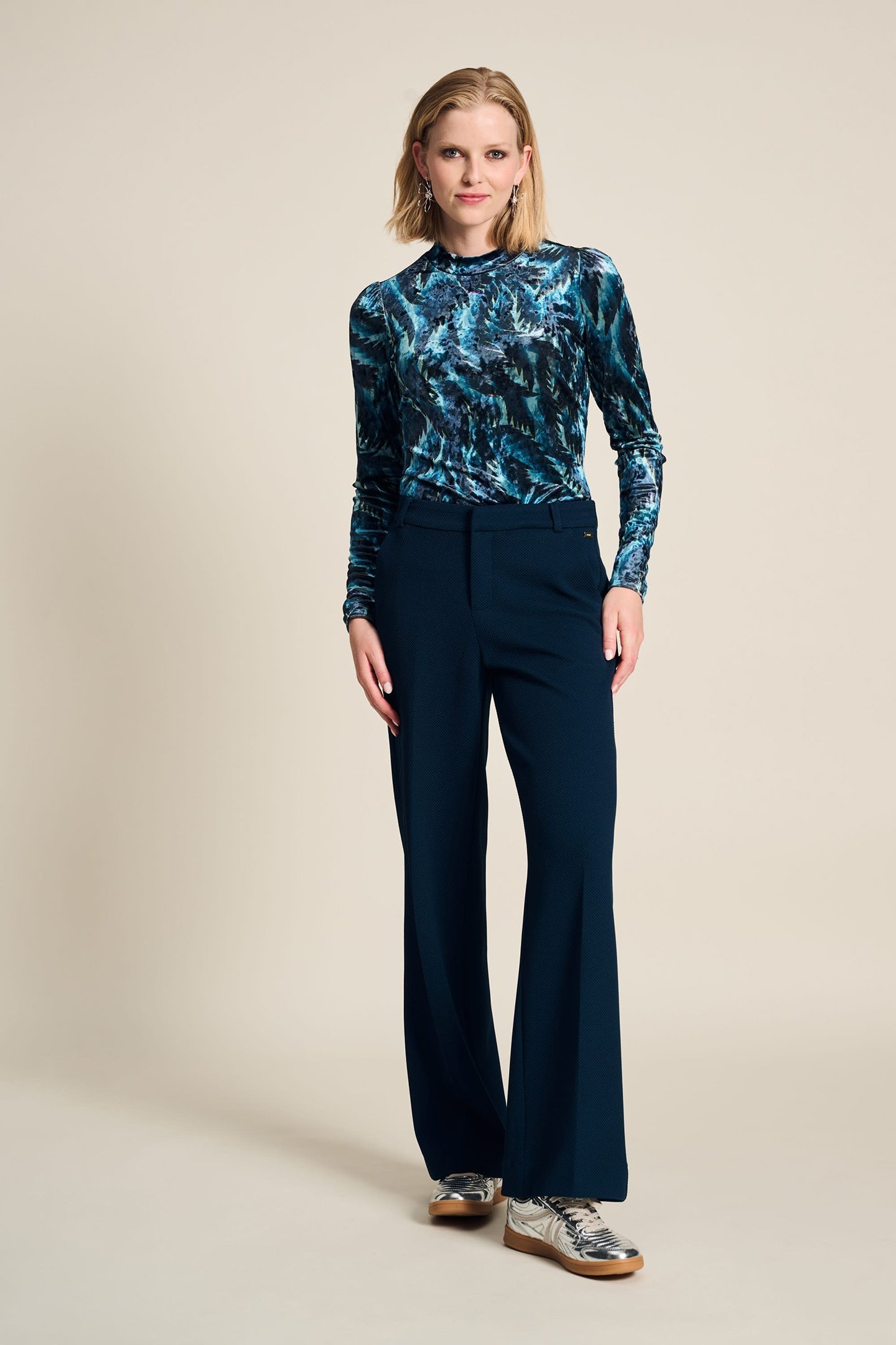 TURTLENECK - FEATHERS BLUE 3