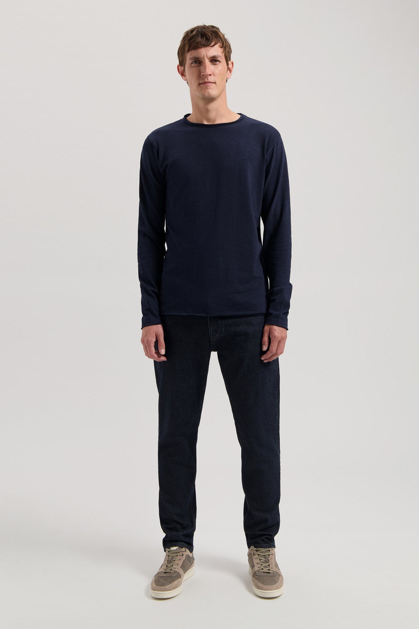 DS_NEWMAN CREWNECK DK. NAVY 3