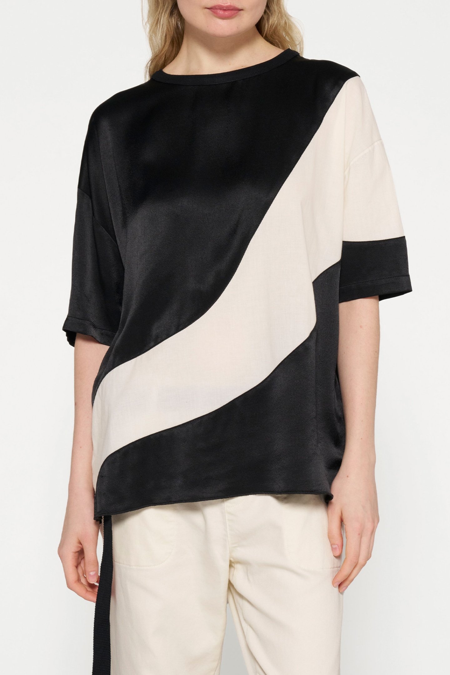 TEE BLOUSE CONTRAST BLACK 1