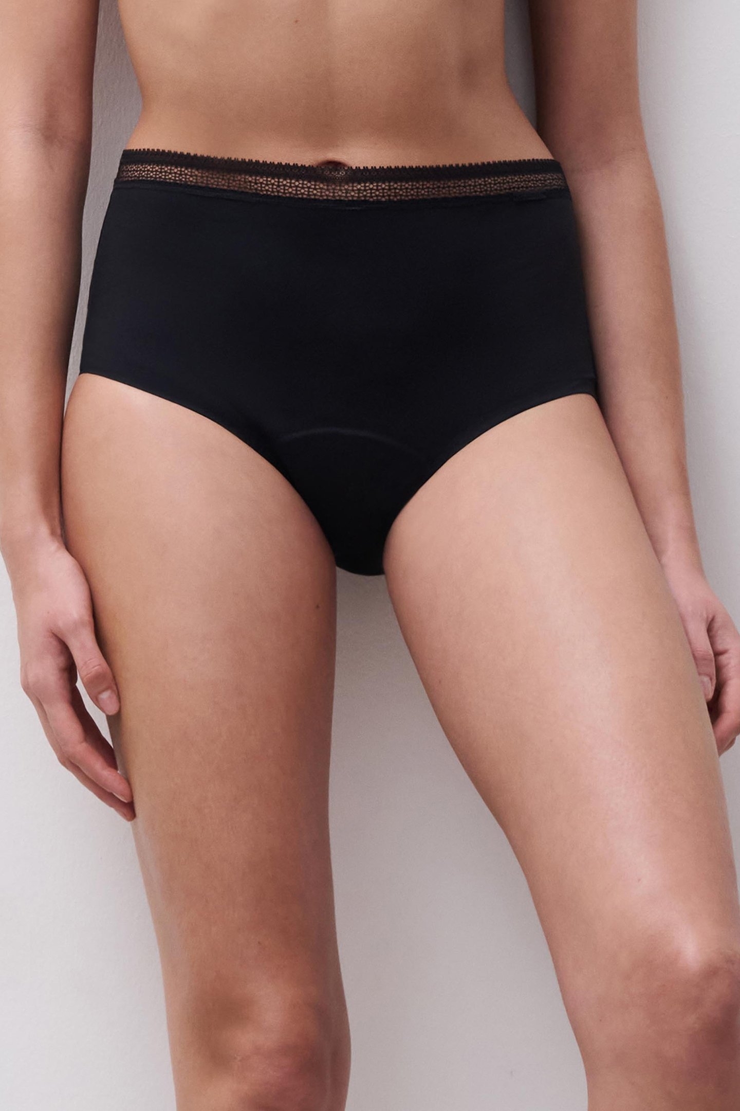 UW BO. SPE FULL BRIEF HEAVY FLOW BLACK 1