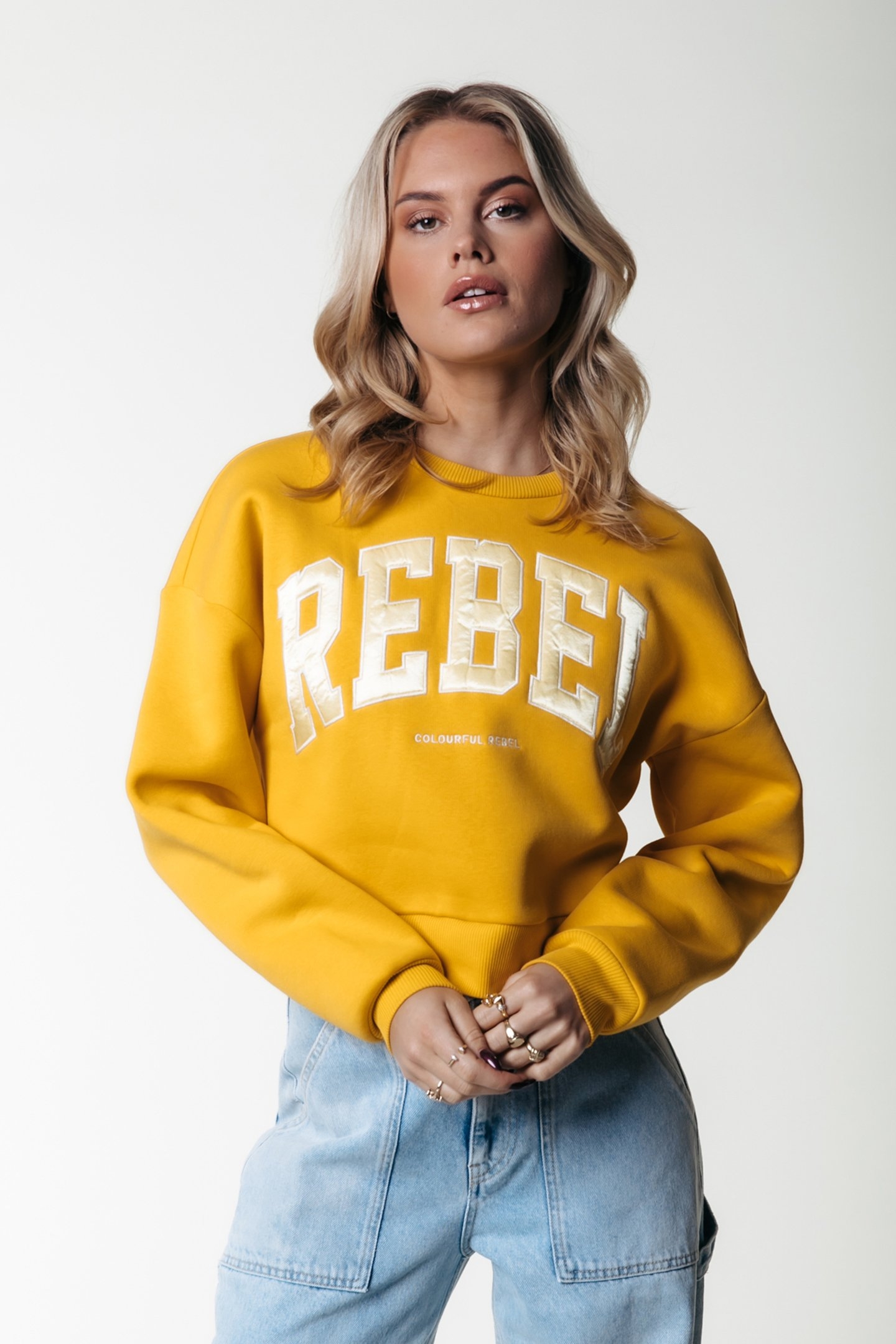REBEL PATCH CRPPD DRPPD SWEAT DARK YELLOW 1