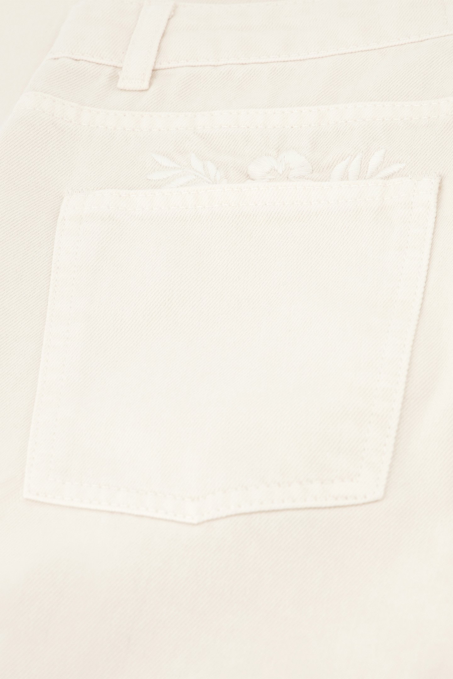 LOLA STRAIGHT CREAM WHITE 4