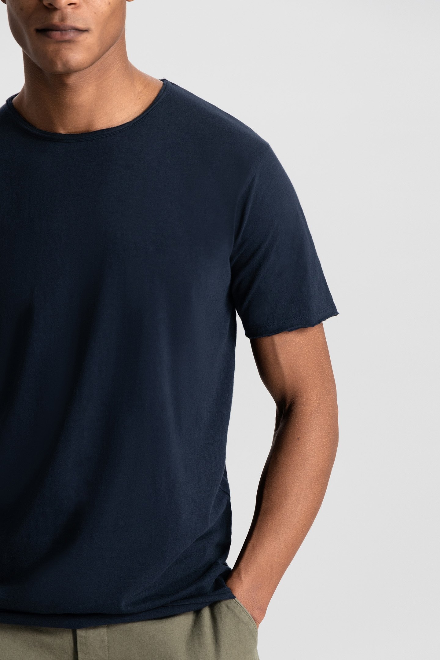 DS_MC QUEEN TEE DK. NAVY 5