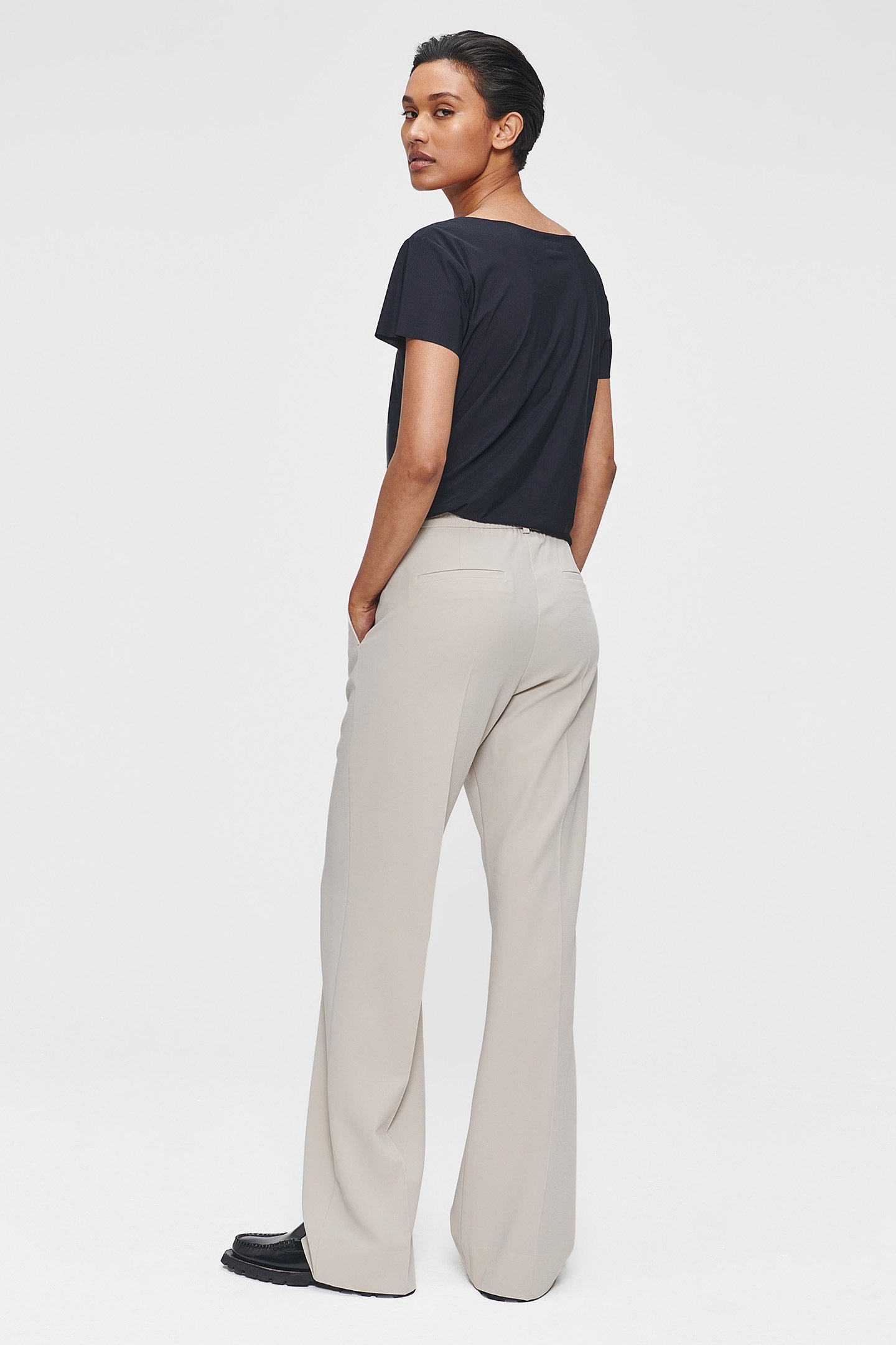 REC JAPANESE RELAXED PANTS SIMPLY TAUPE 3