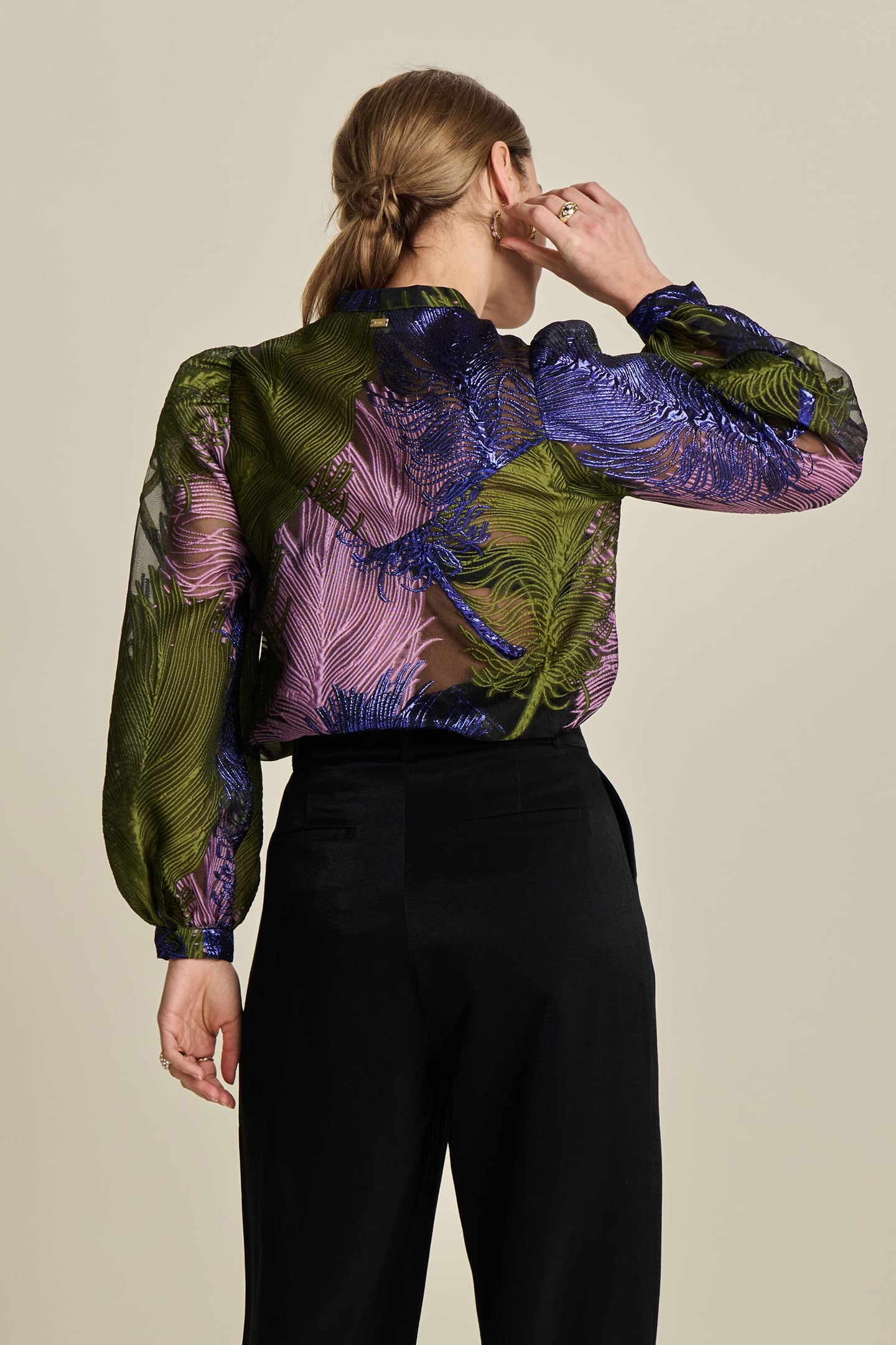 BLOUSE - FESTIVE FEATHERS 2