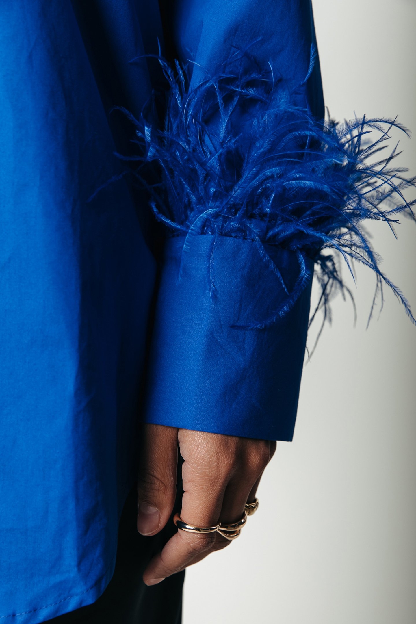 TALIA FEATHER OVERSIZED BOYFRIEND BLOUSE VIBRANT BLUE 4