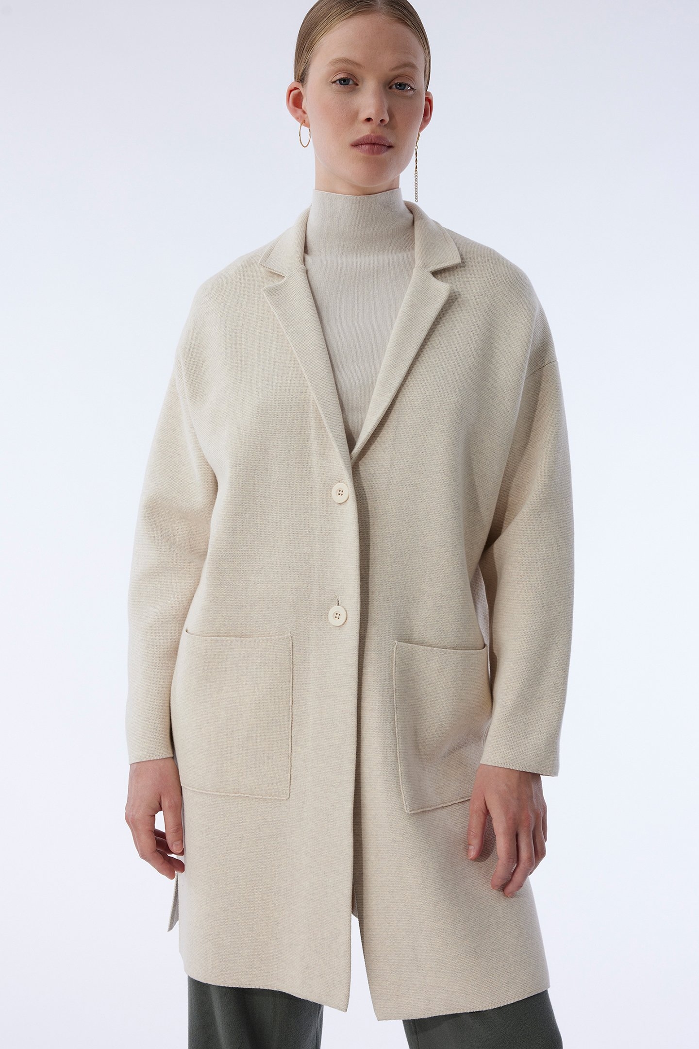 JOYCE CARDIGAN SAND 1