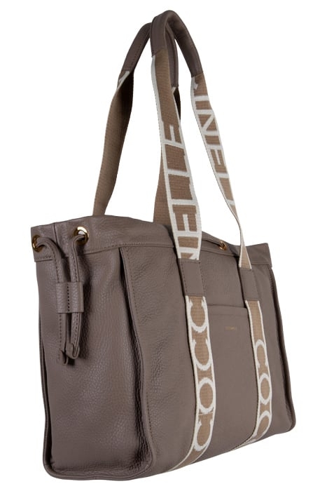 GRAINED LEATHER SIGNATURE TOTE BAG 4