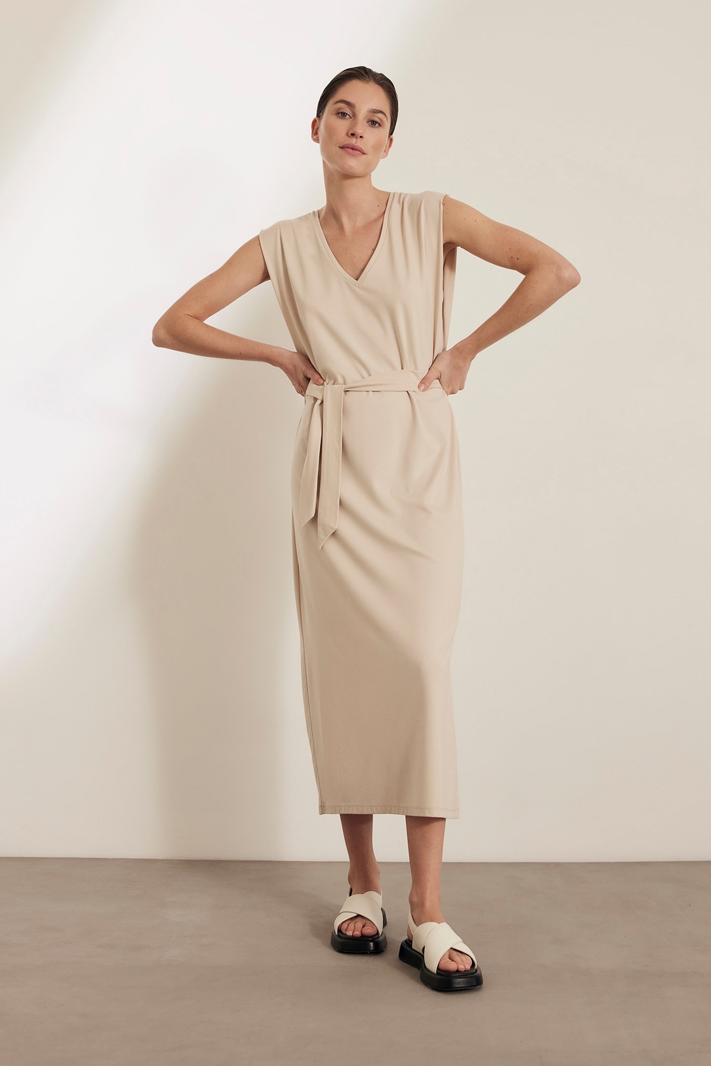 MAAN DRESS BUTTERMILK 3