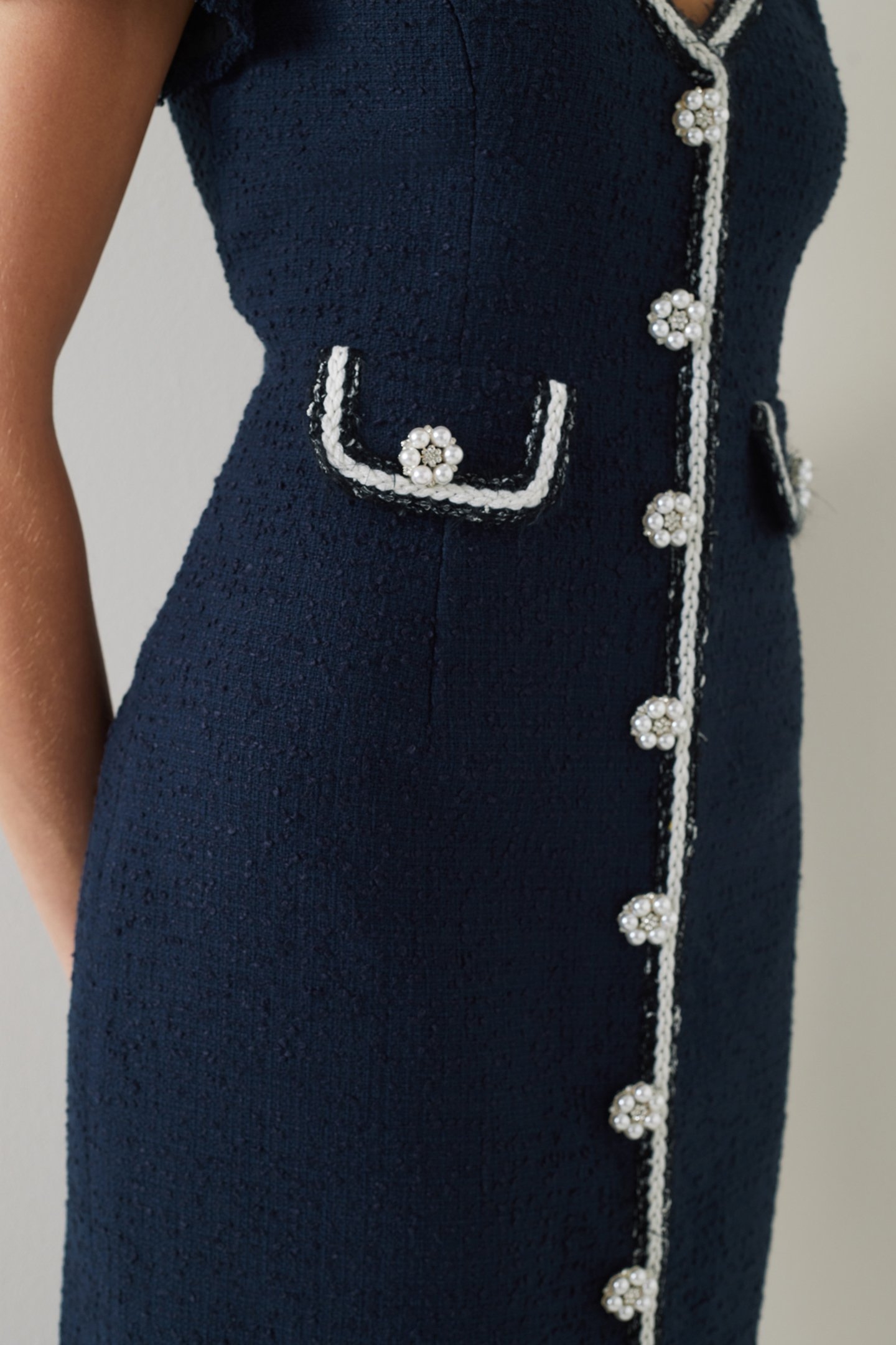 DR ANGIE-SWEETHEART NECK NAVY 4