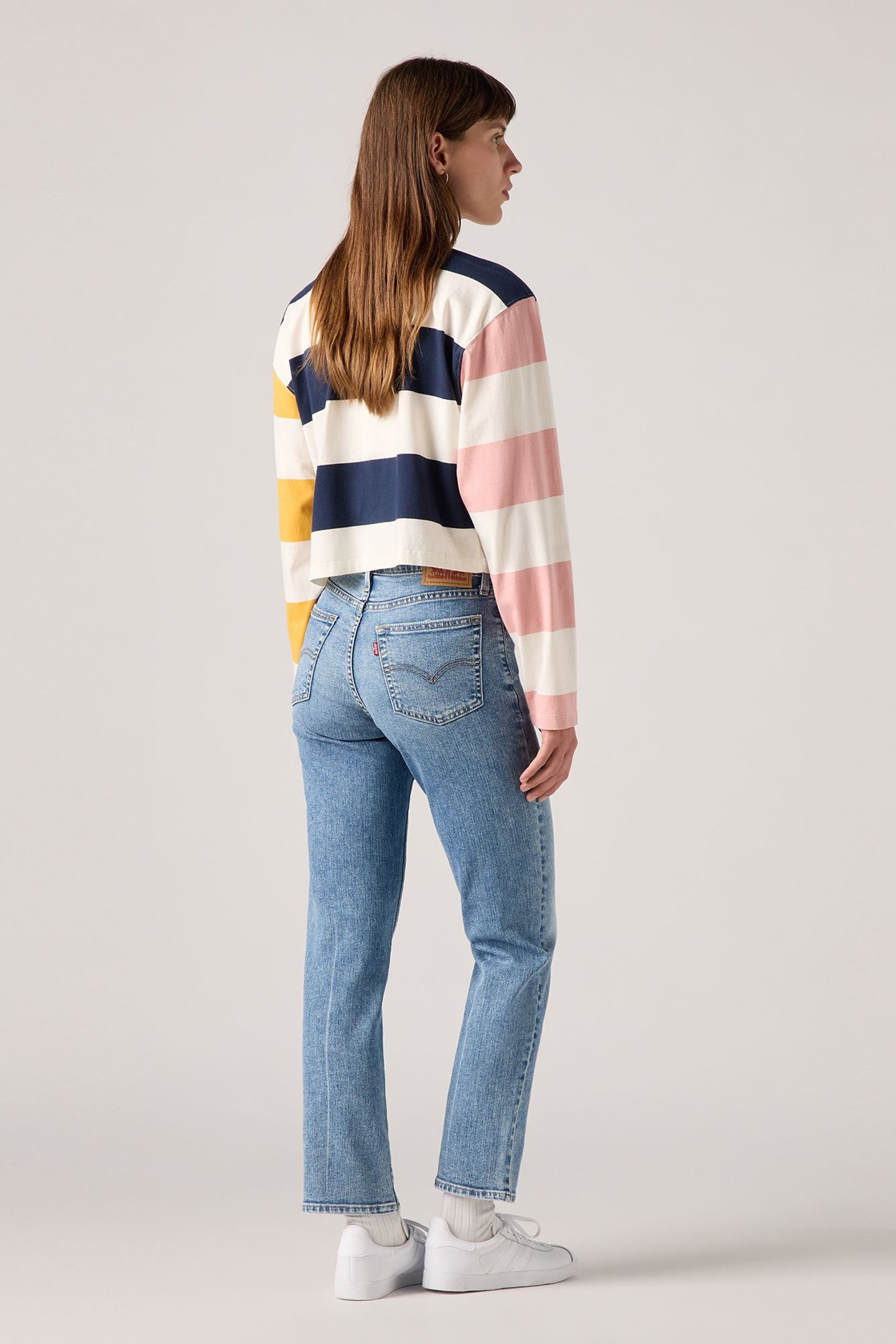 724™ HIGH-RISE STRAIGHT JEANS MED INDIGO 2