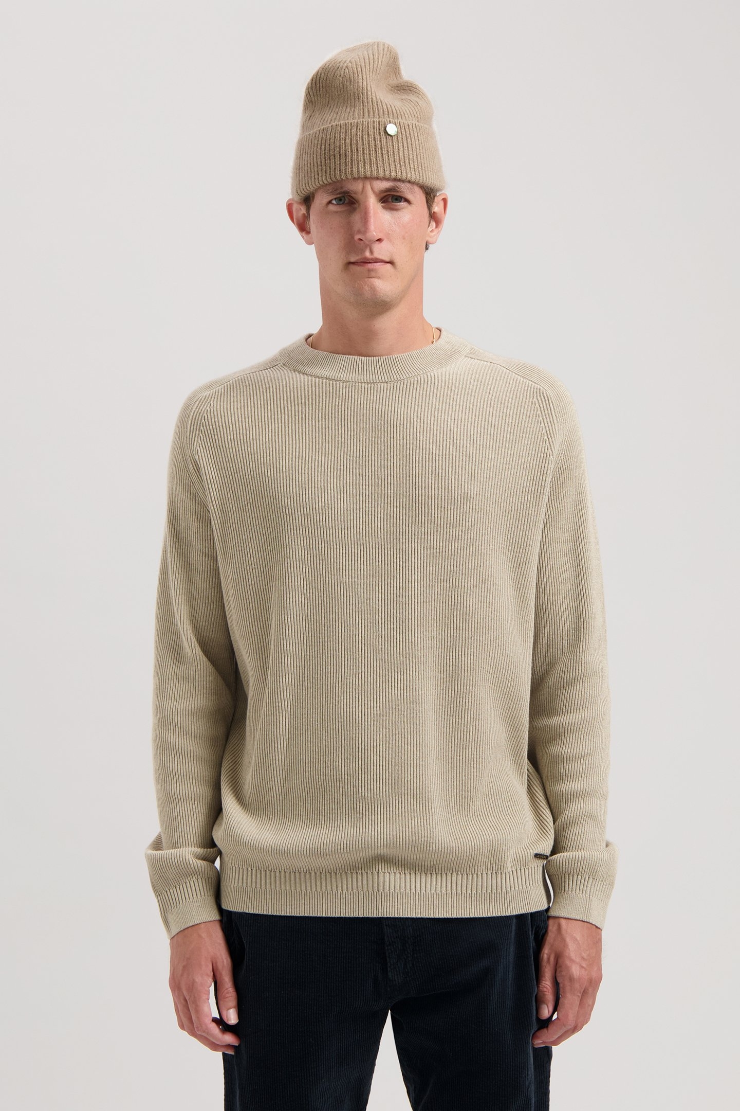 DS_PEDRO RAGLAN SAND 1