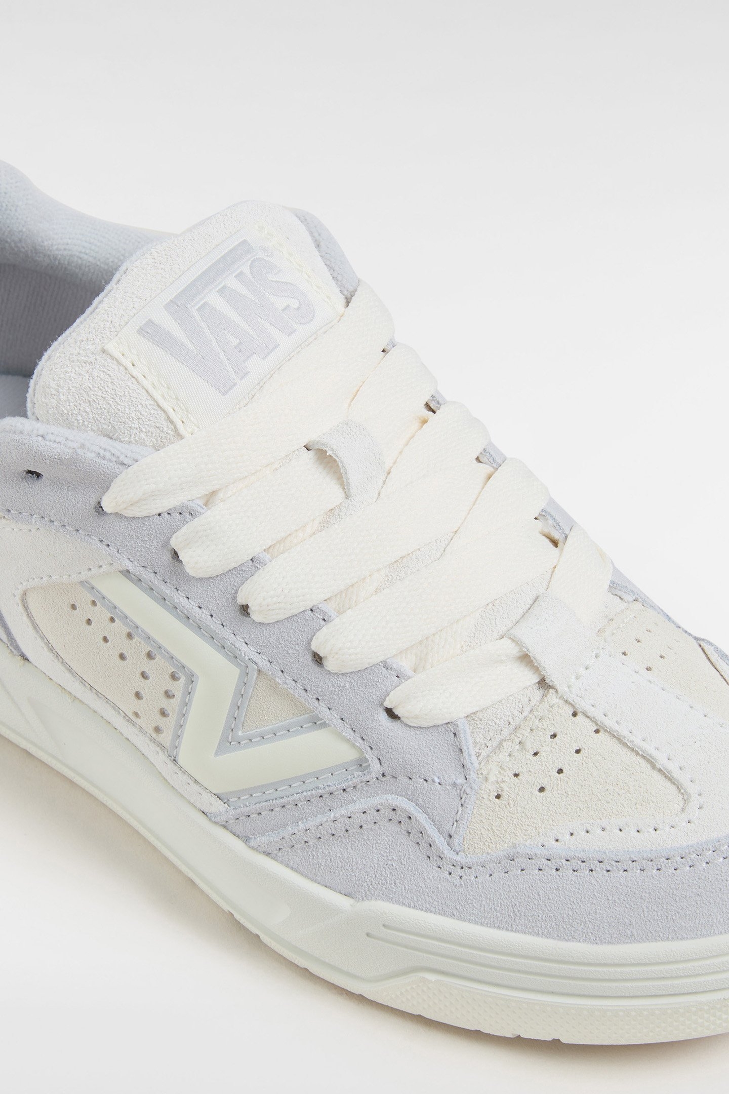 UNISEX UPLAND NEUTRALS LUNAR ROCK 4