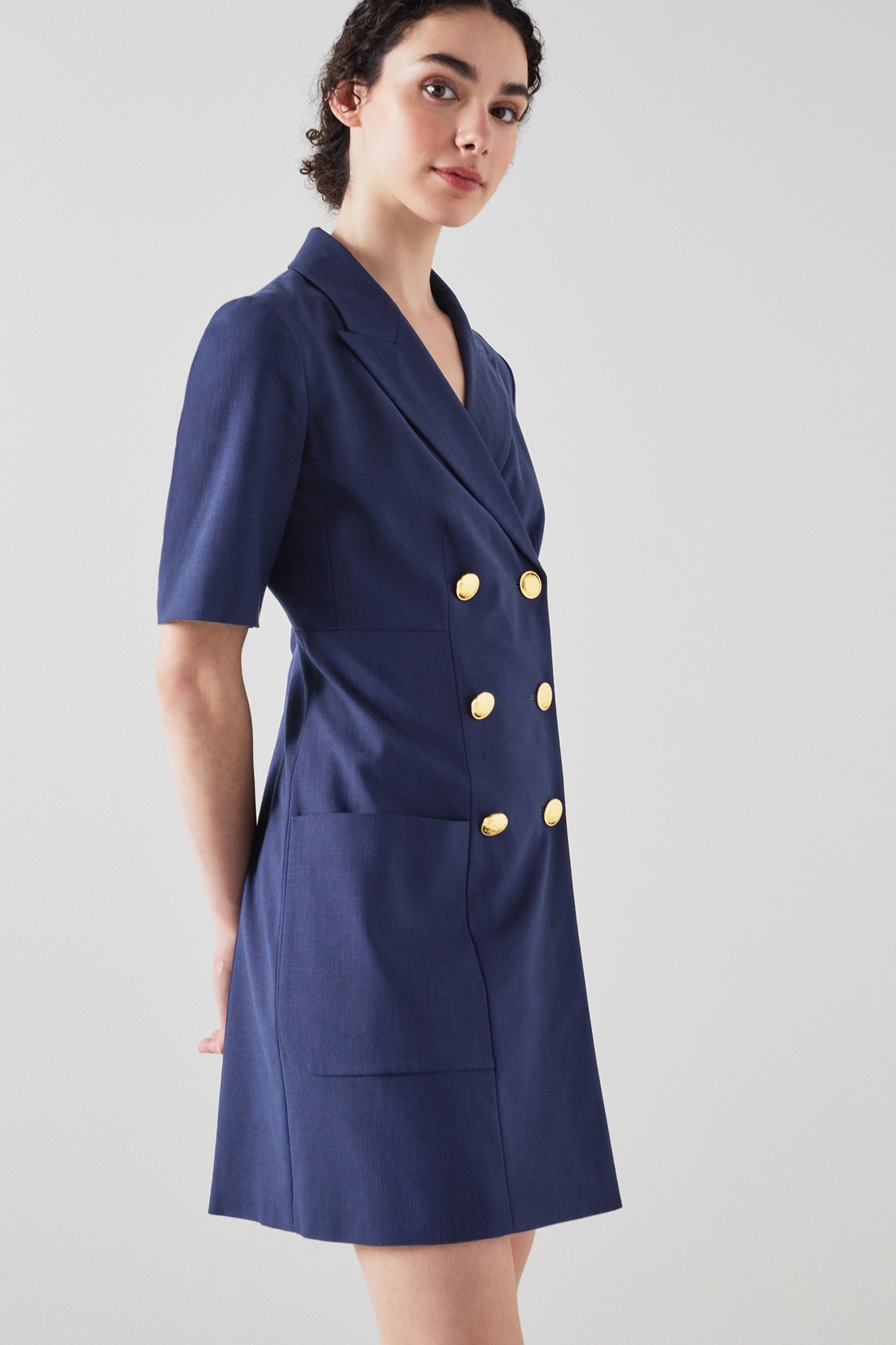 DR KENNEDY- TAILORED DOUB NAVY 2