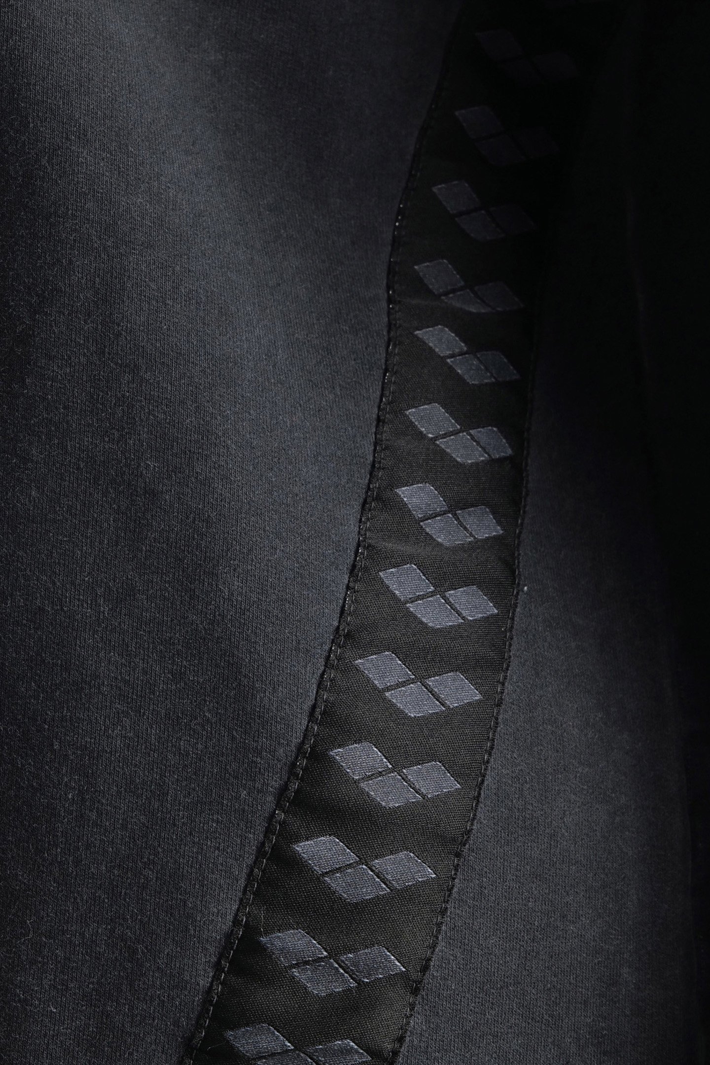 WOMEN'S ARENA ICONS OVERSIZE CREW DELAVE BLACK WHITE 5