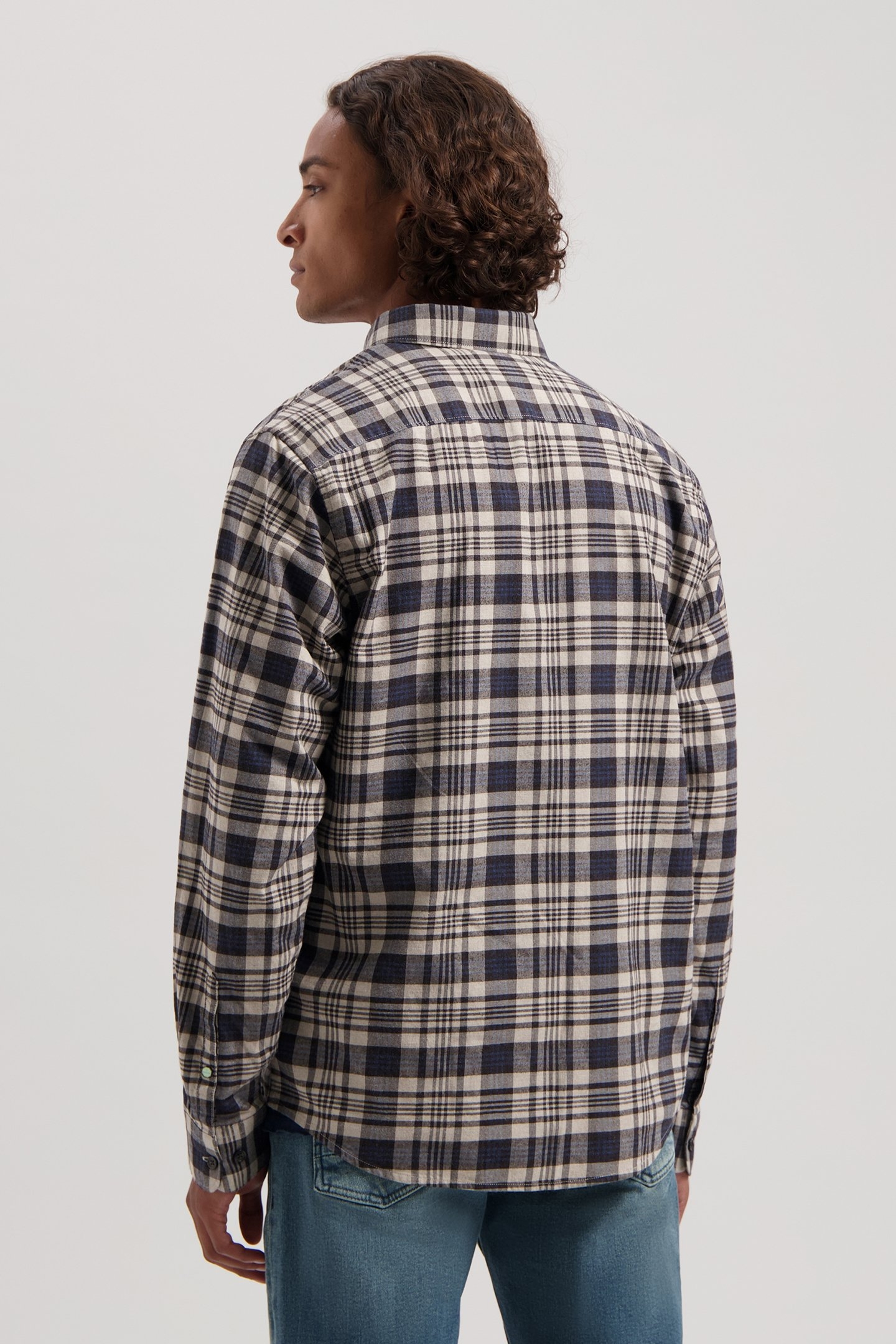 DS_JOHN SHIRT SAND 2