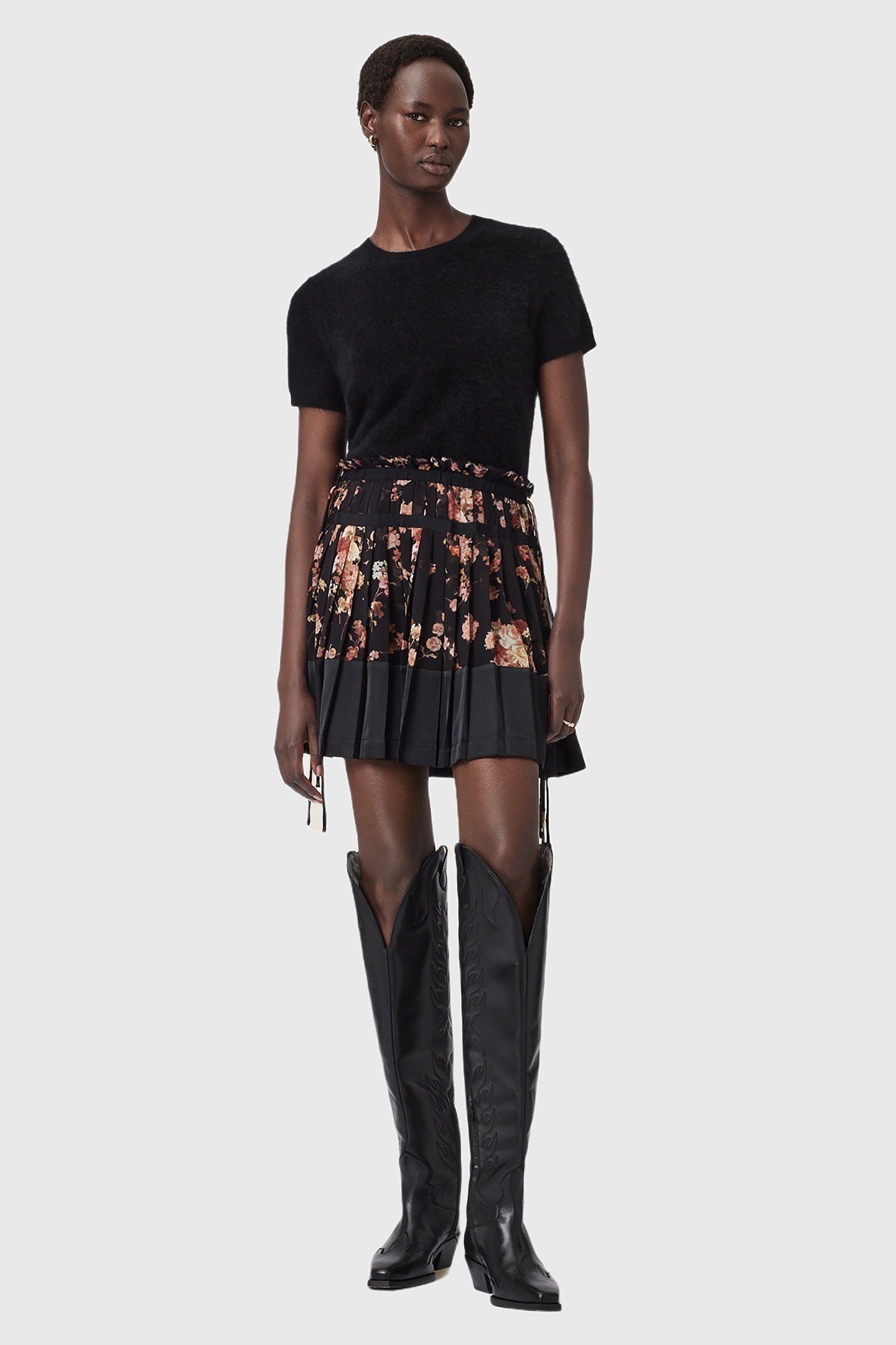 SAFFRON SKIRT ARMADA BLACK 3