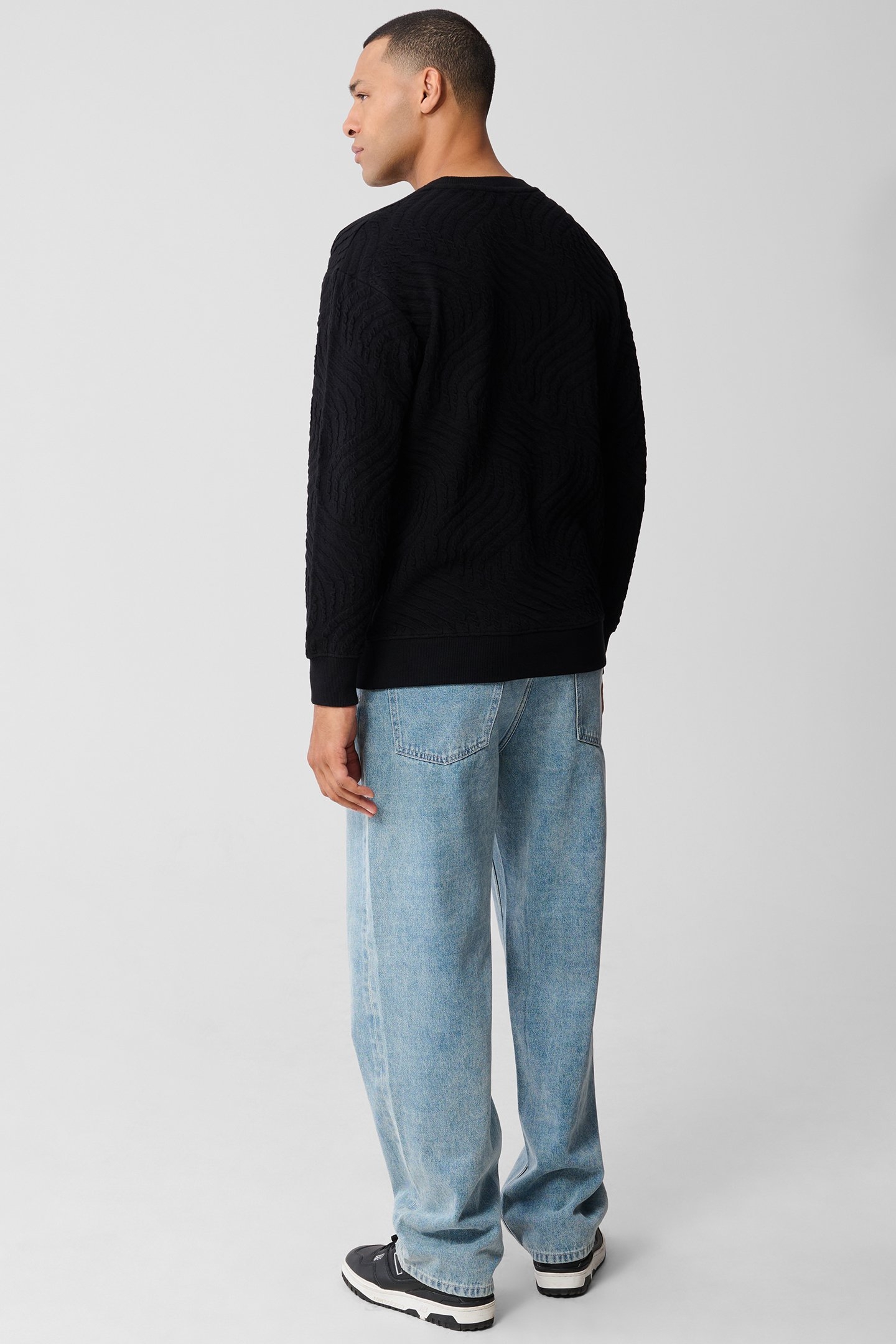 SBWAVE STRUCTURE SWEAT BLACK 3