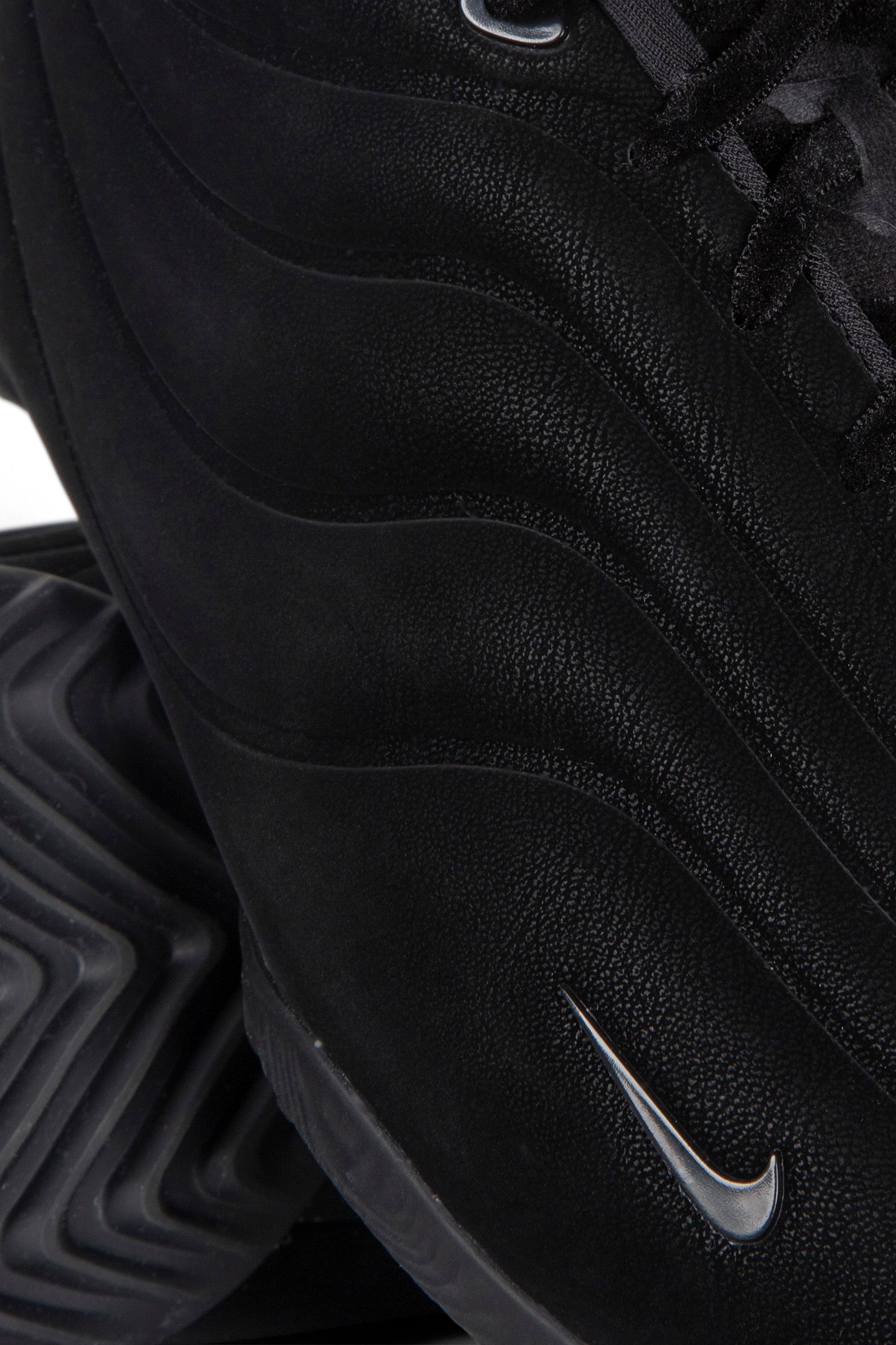 NIKE – ASTRA ULTRA BLACK 4