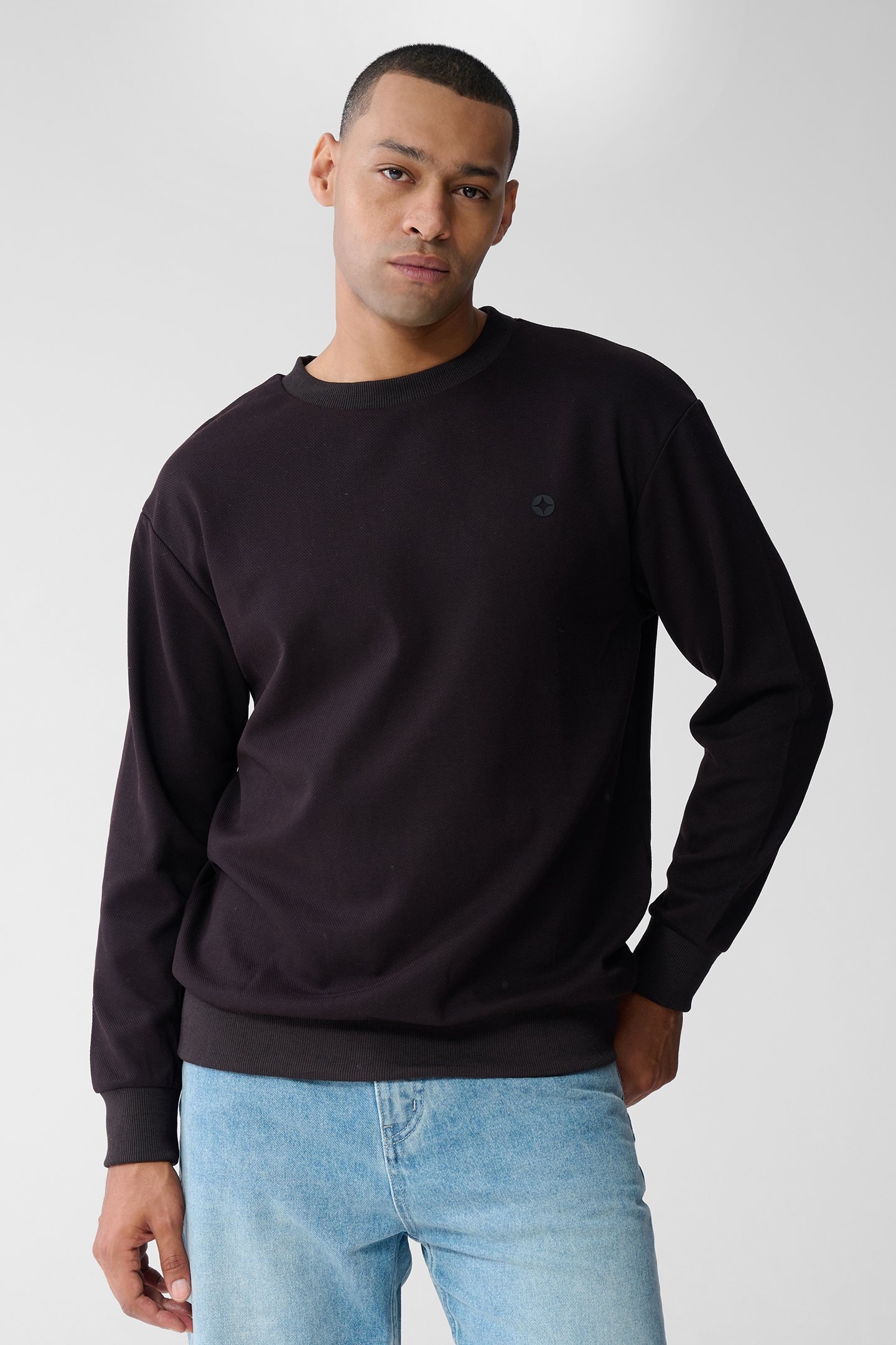 SBKNIT APPLIQUE SWEAT DARKBROWN 1