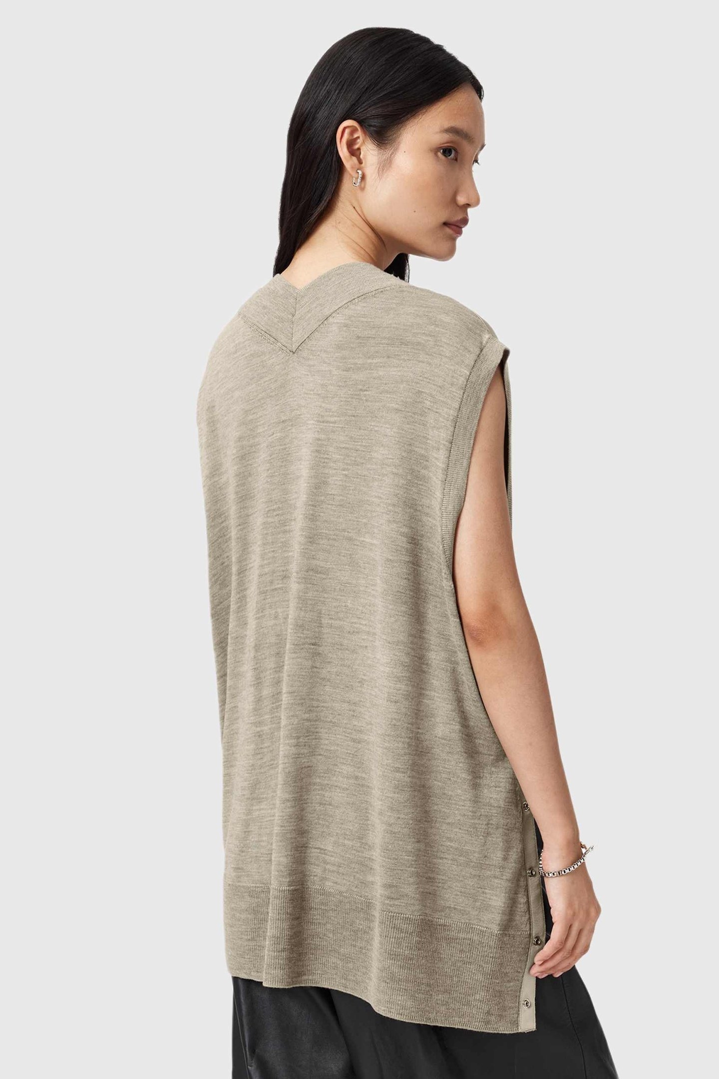 BERN STUD TANK TAUPE GREY 2