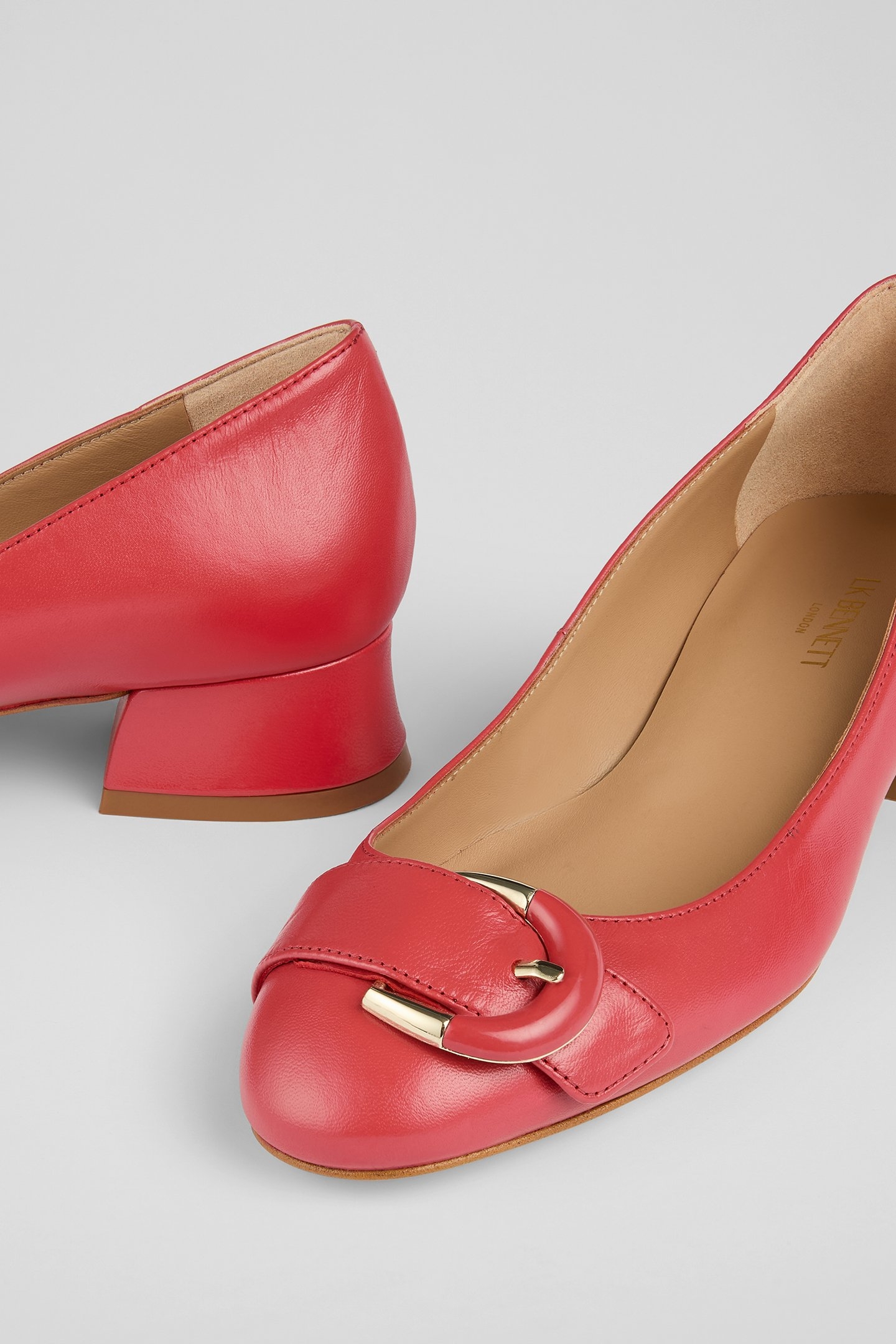 CC CICI RESIN BUCKLE CORAL 4