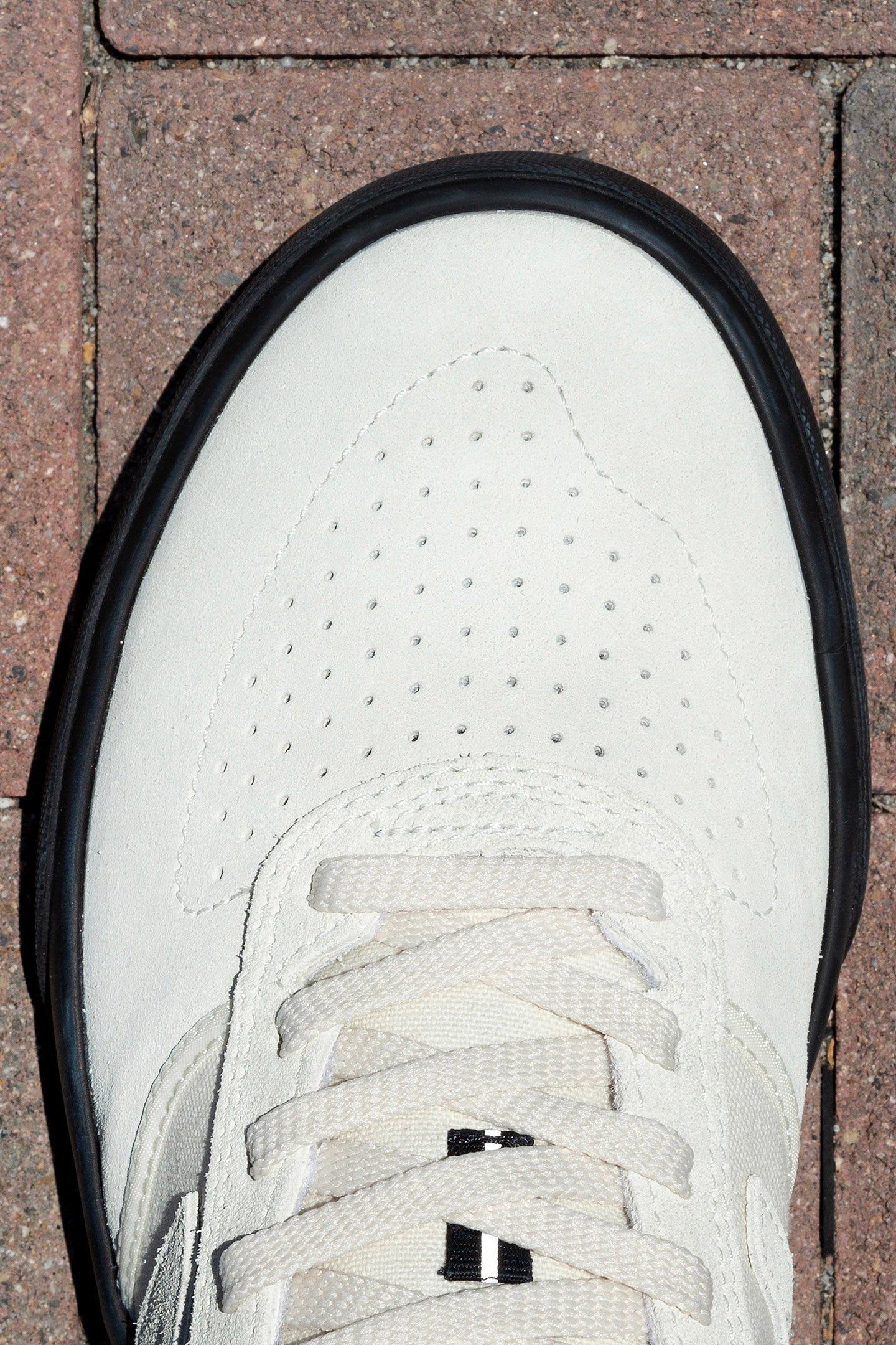 NB NUMERIC 272 SEA SALT 8