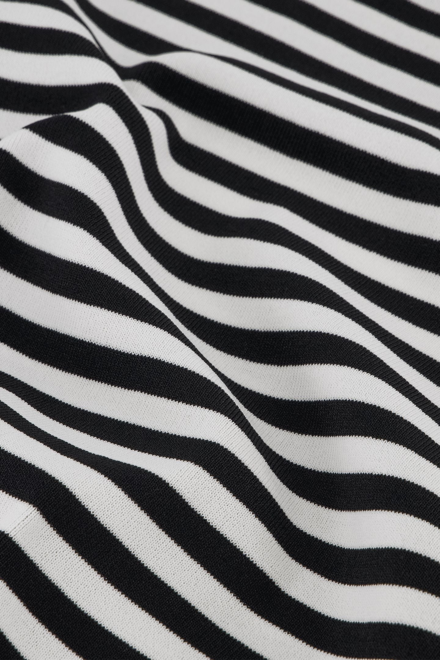 JOLIE SS STRIPE PULLOVER BLACK/OFF WHITE 4