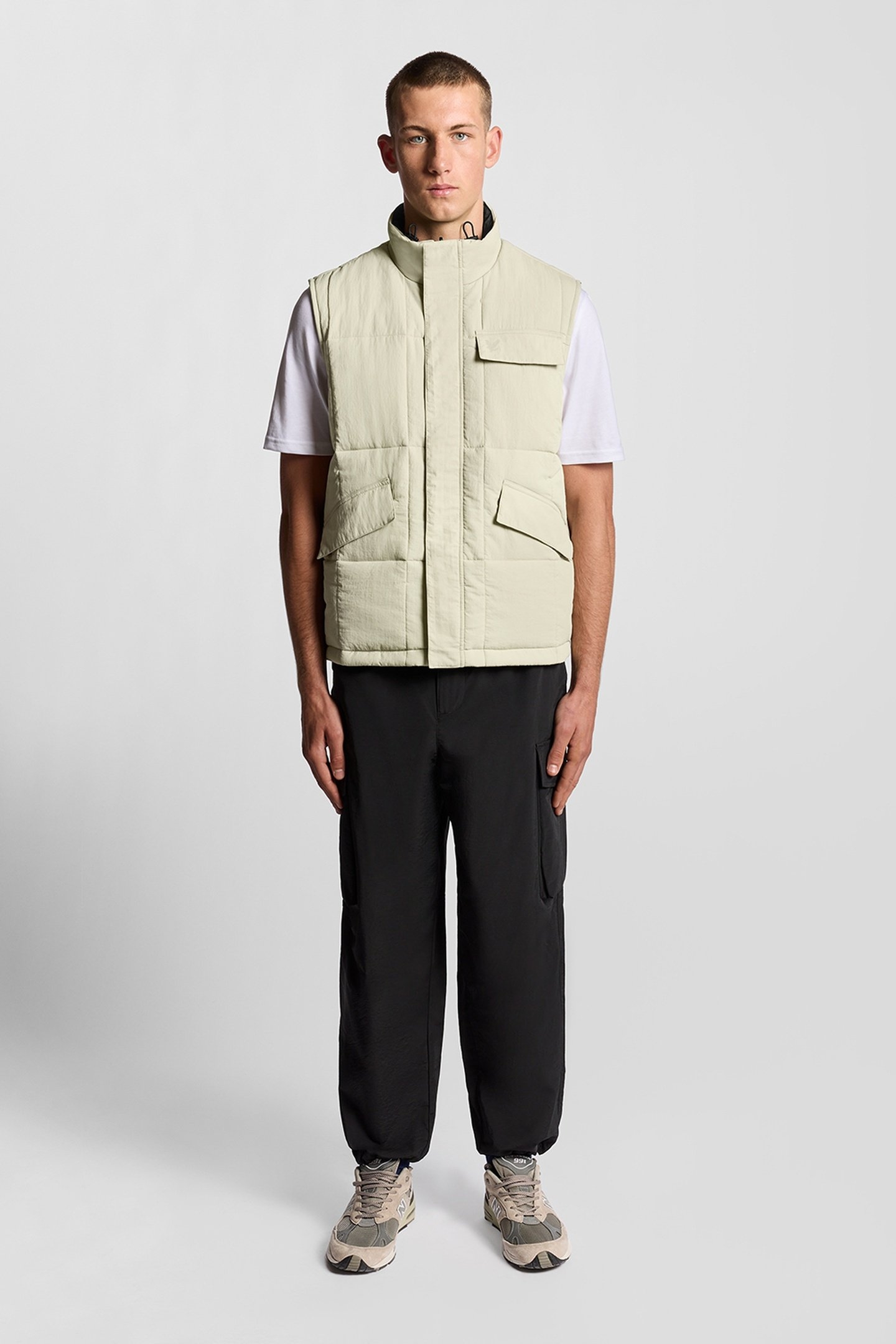 QUILTED SHELL GILET GREY TAUPE 1