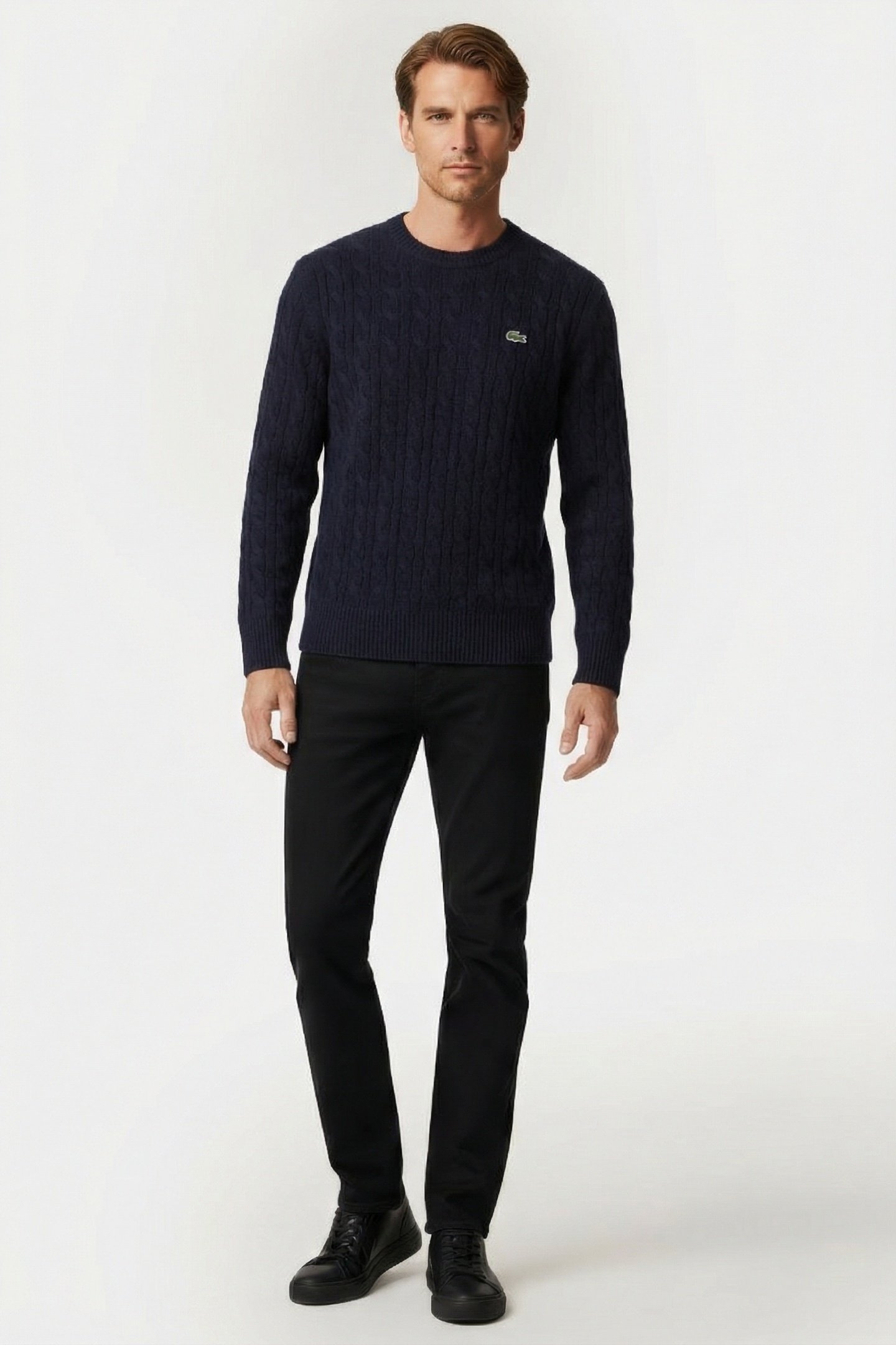 CABLE KNIT WOOL CREW NECK SWEATER NAVY BLUE 1