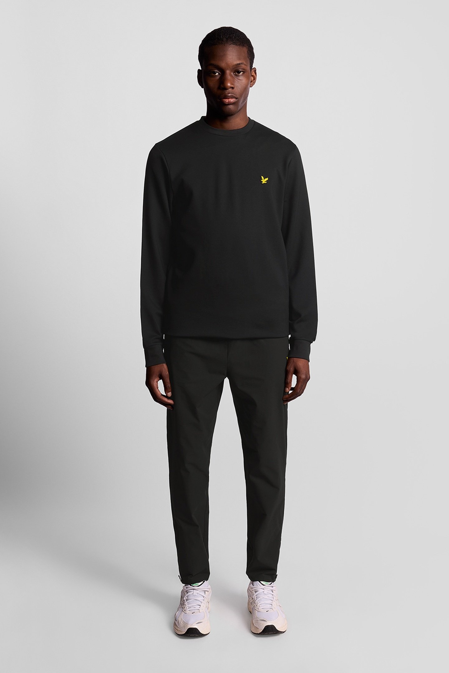 CREW NECK FLY FLEECE JET BLACK 2