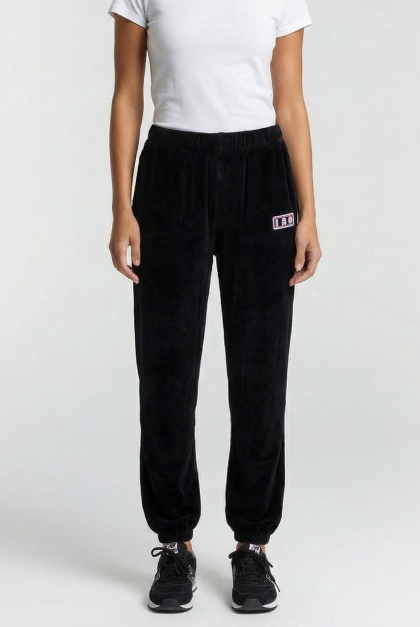 VOULARIA JOGGING BLACK 1