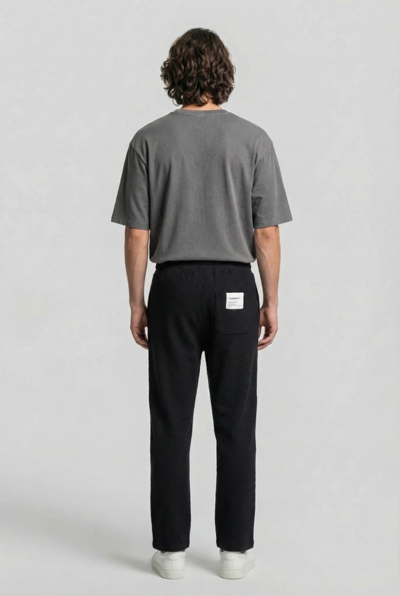 HIGHSNOBIETY – PREMIUM STAPLES SWEATPANTS 2