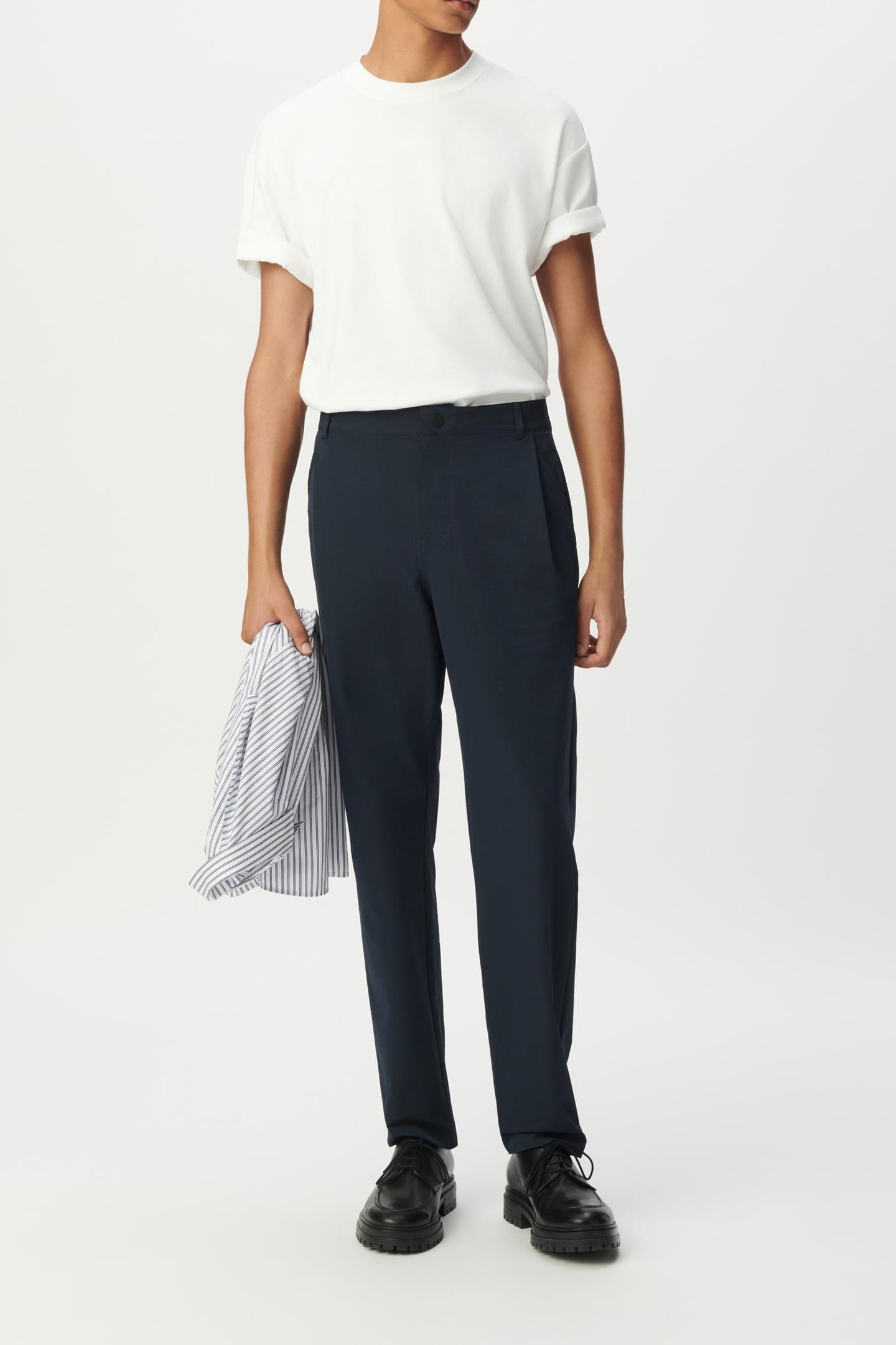 NAVY SEERSUCKER JOGGER TROUSERS 2