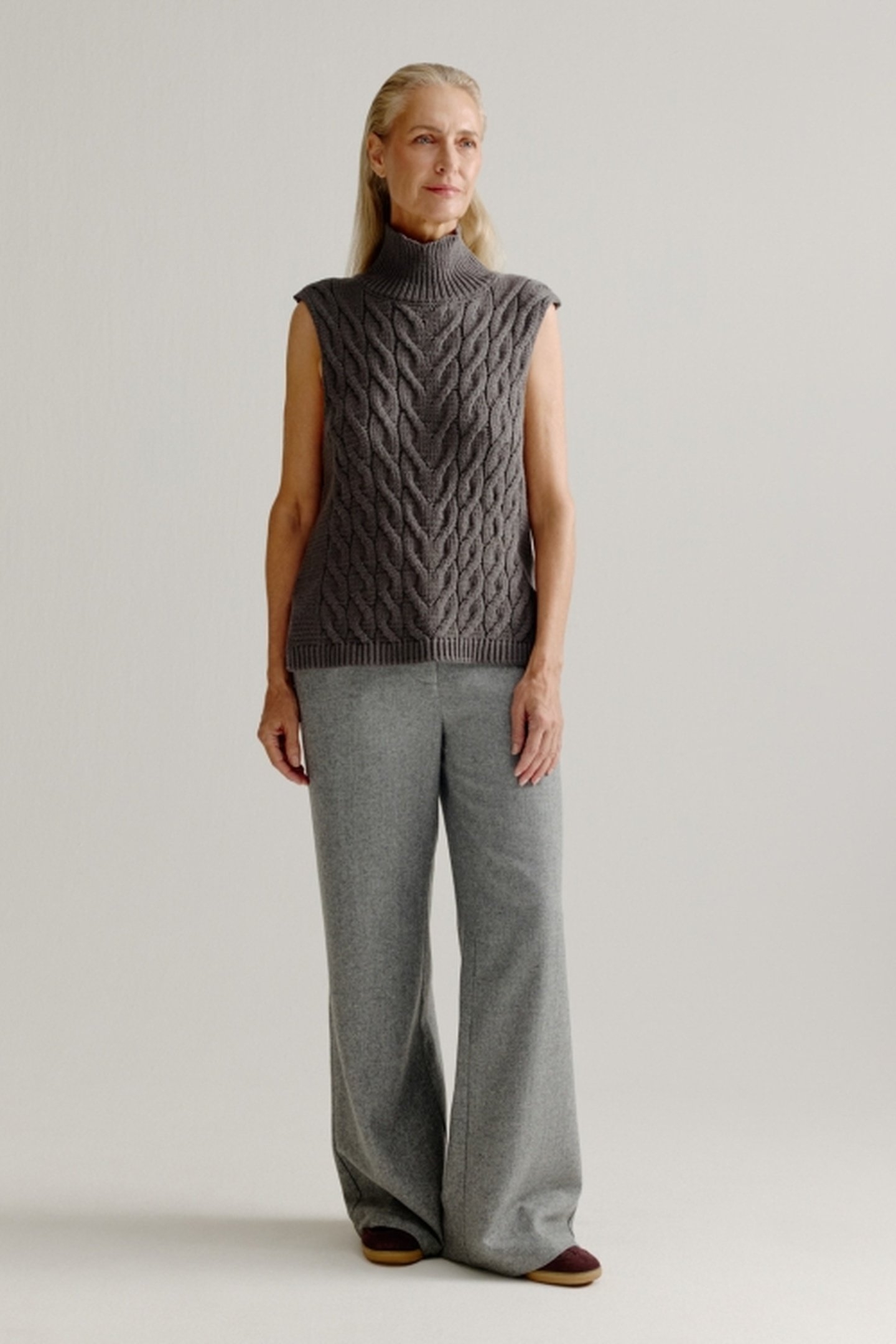 LIZZIE SPENCER ANTHRACITE 1