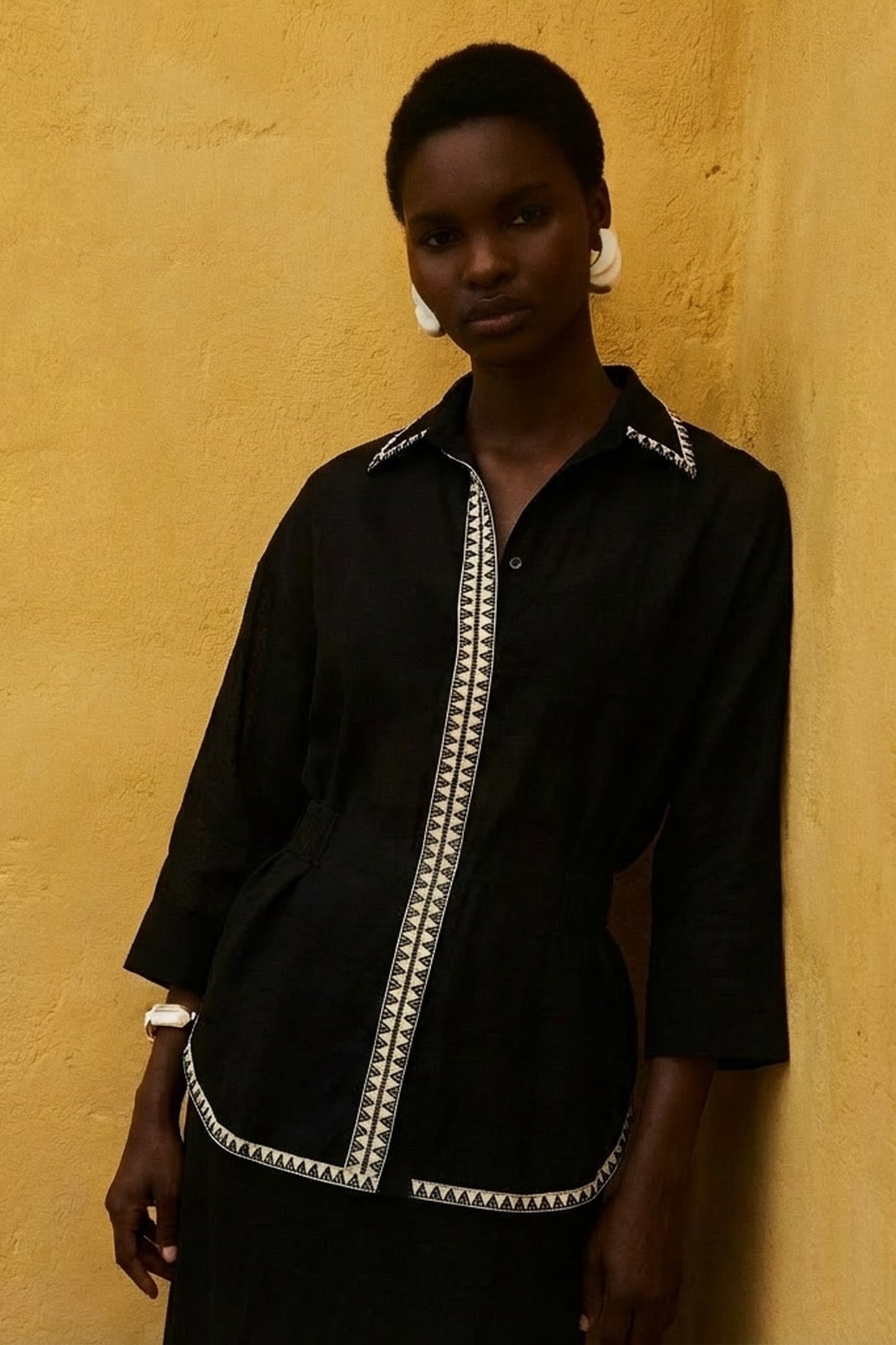 THALIA SHORTS GAZE BLACK 4