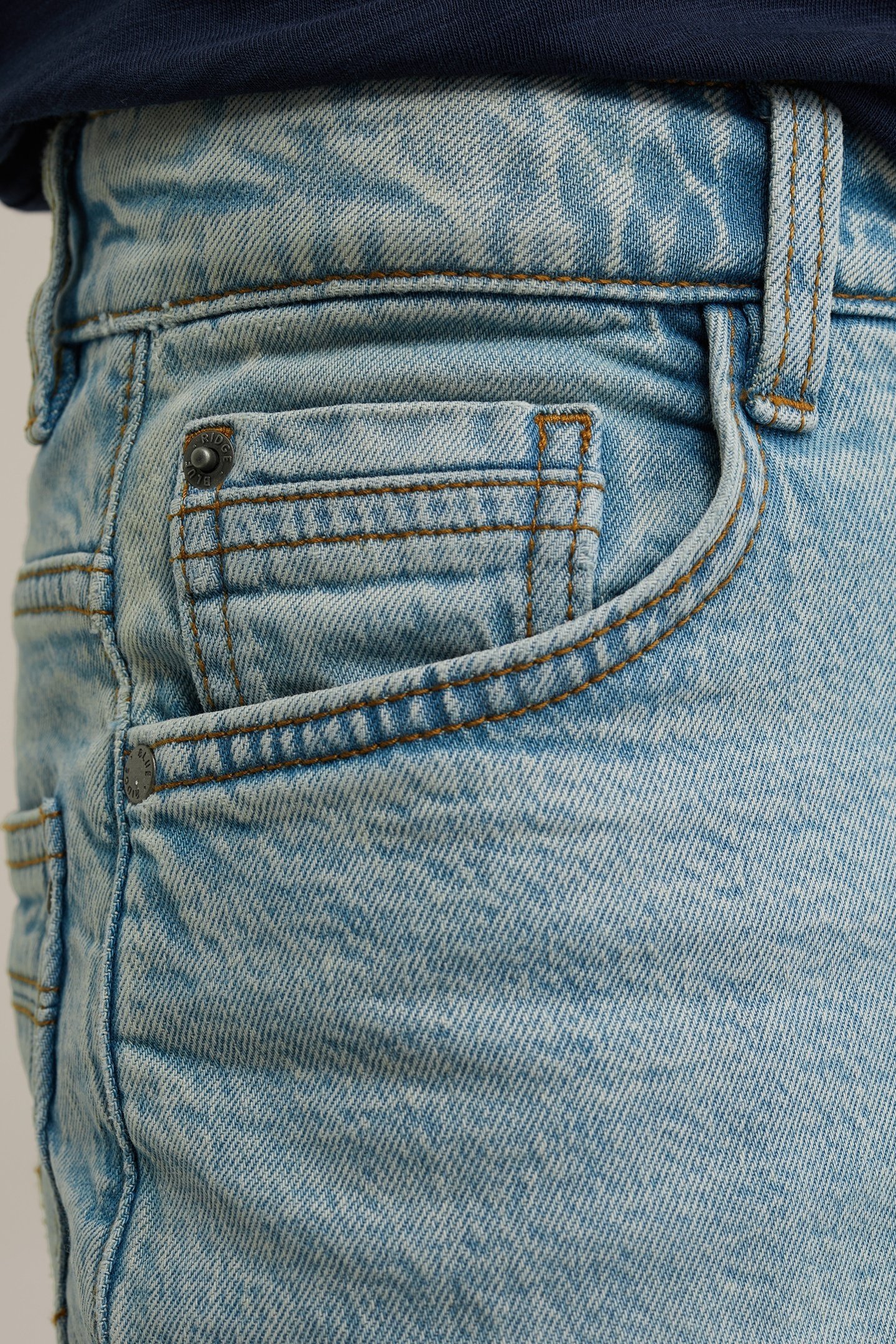 5-POCKET MID WAIST LIGHT BLUE 5