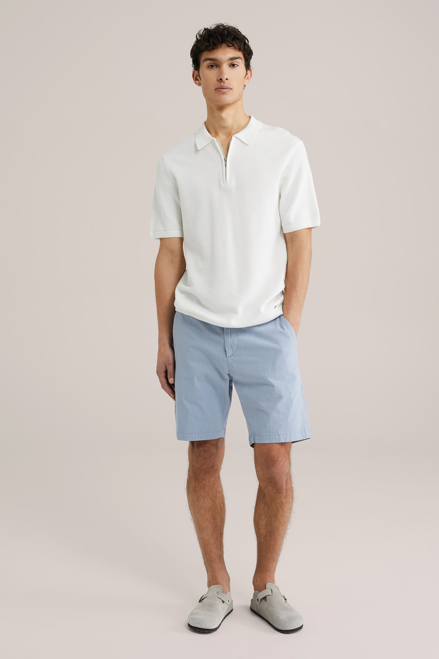 SHORT GREYISH BLUE 6