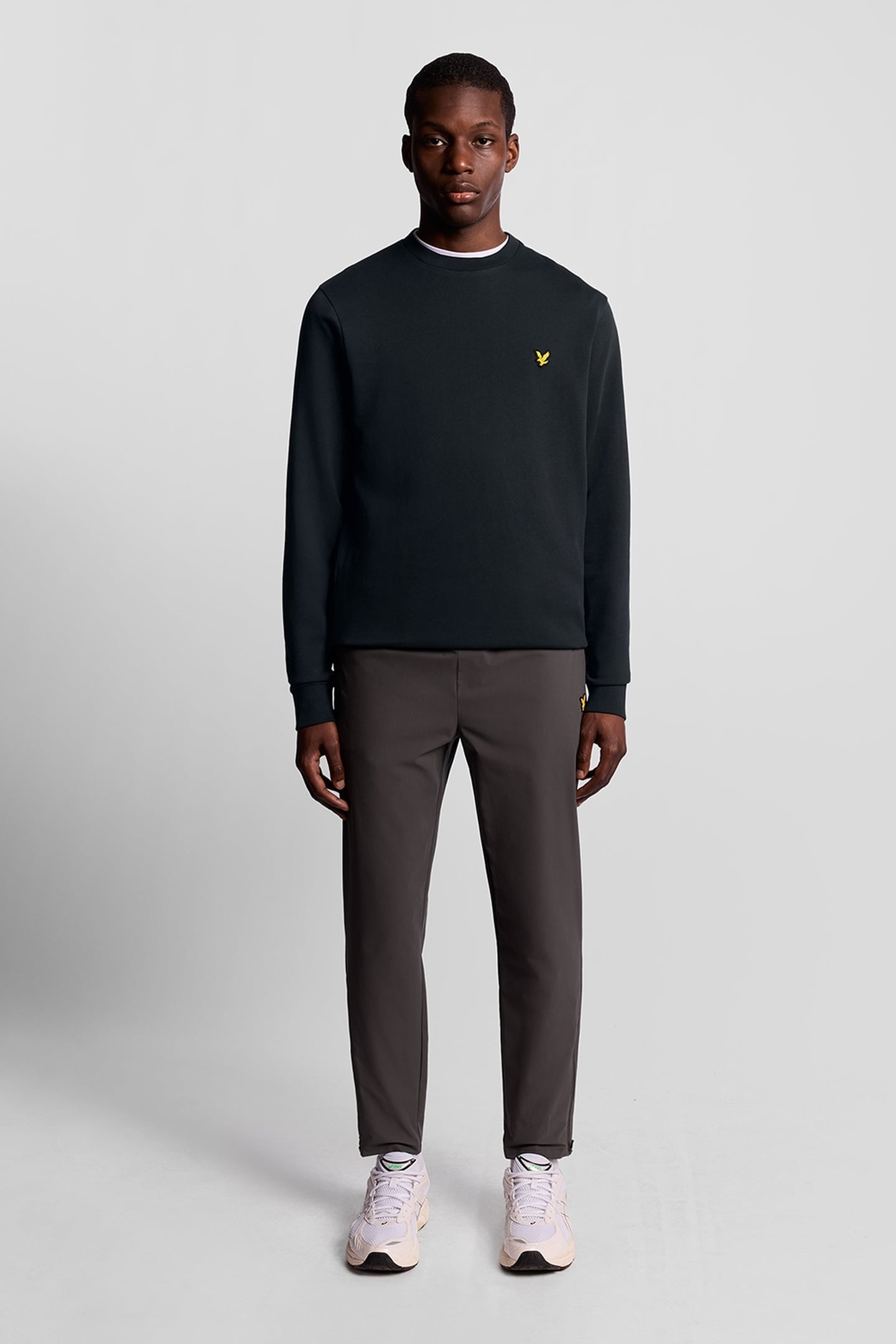 GEOMETRIC GLOBE GRAPHIC CREW NECK DARK NAVY 2