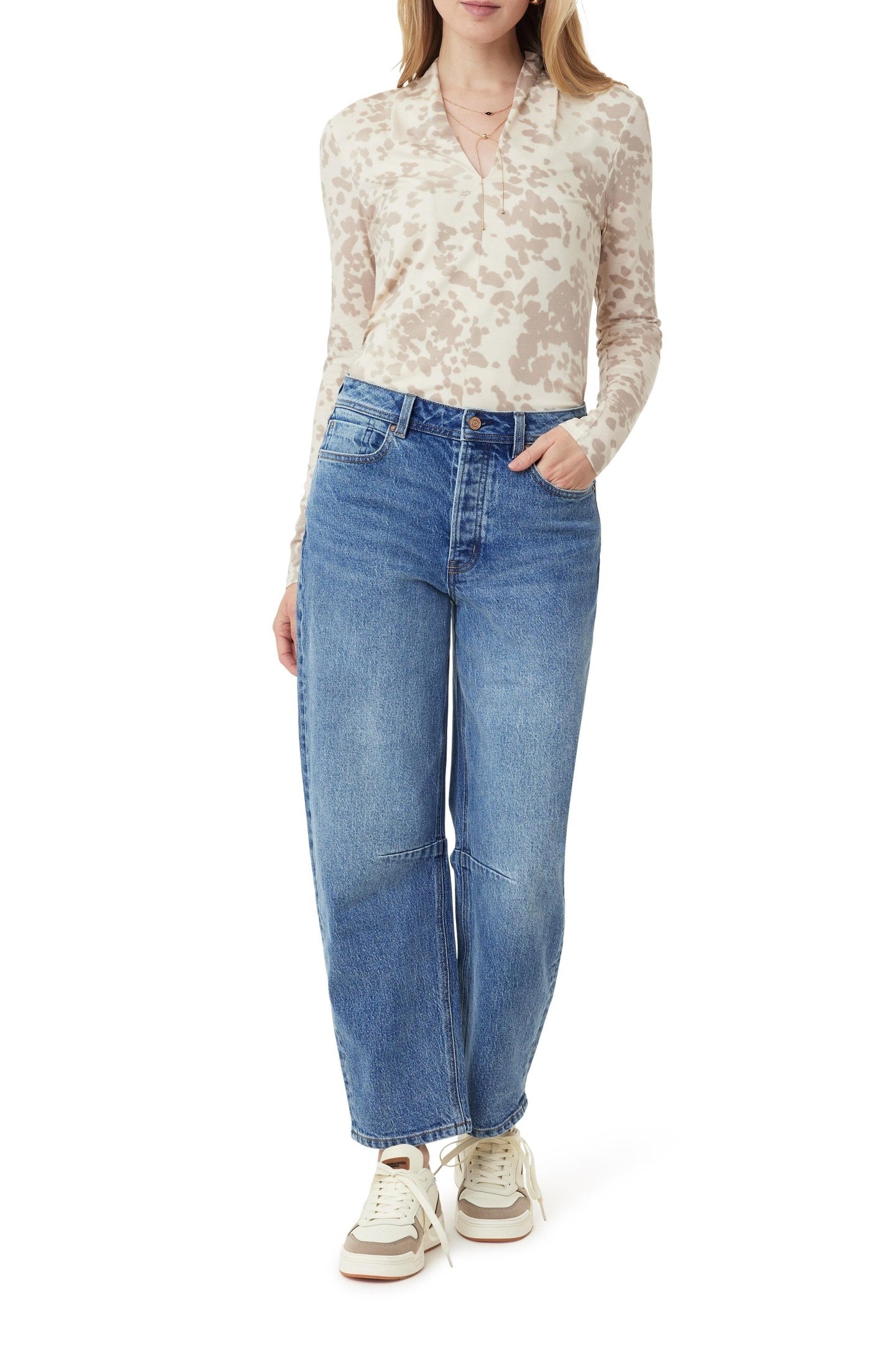 LONG SLEEVE KNIT TOP WHITECAP GRAY COW PRINT 3