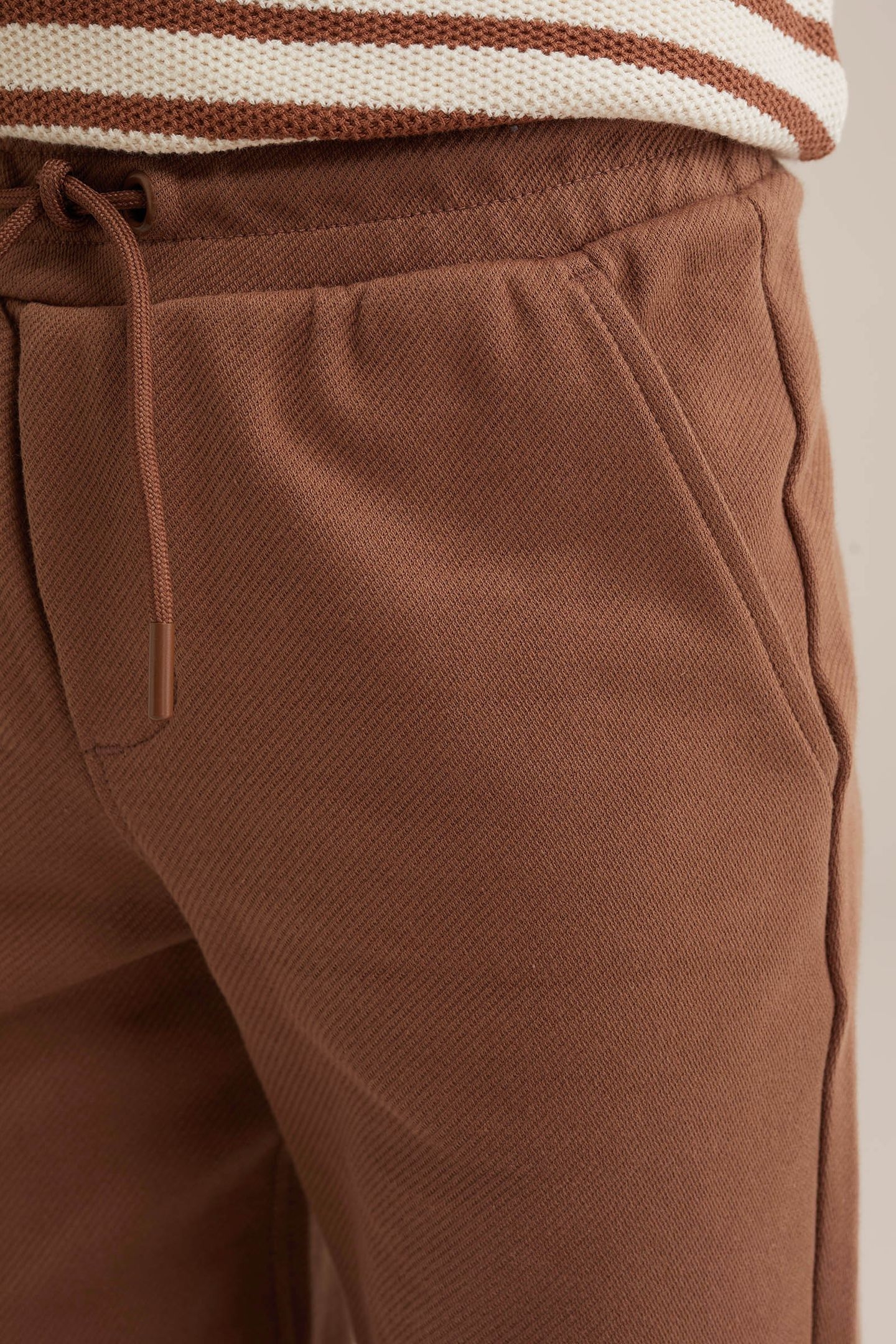 PANTALON CINNAMON BROWN 5
