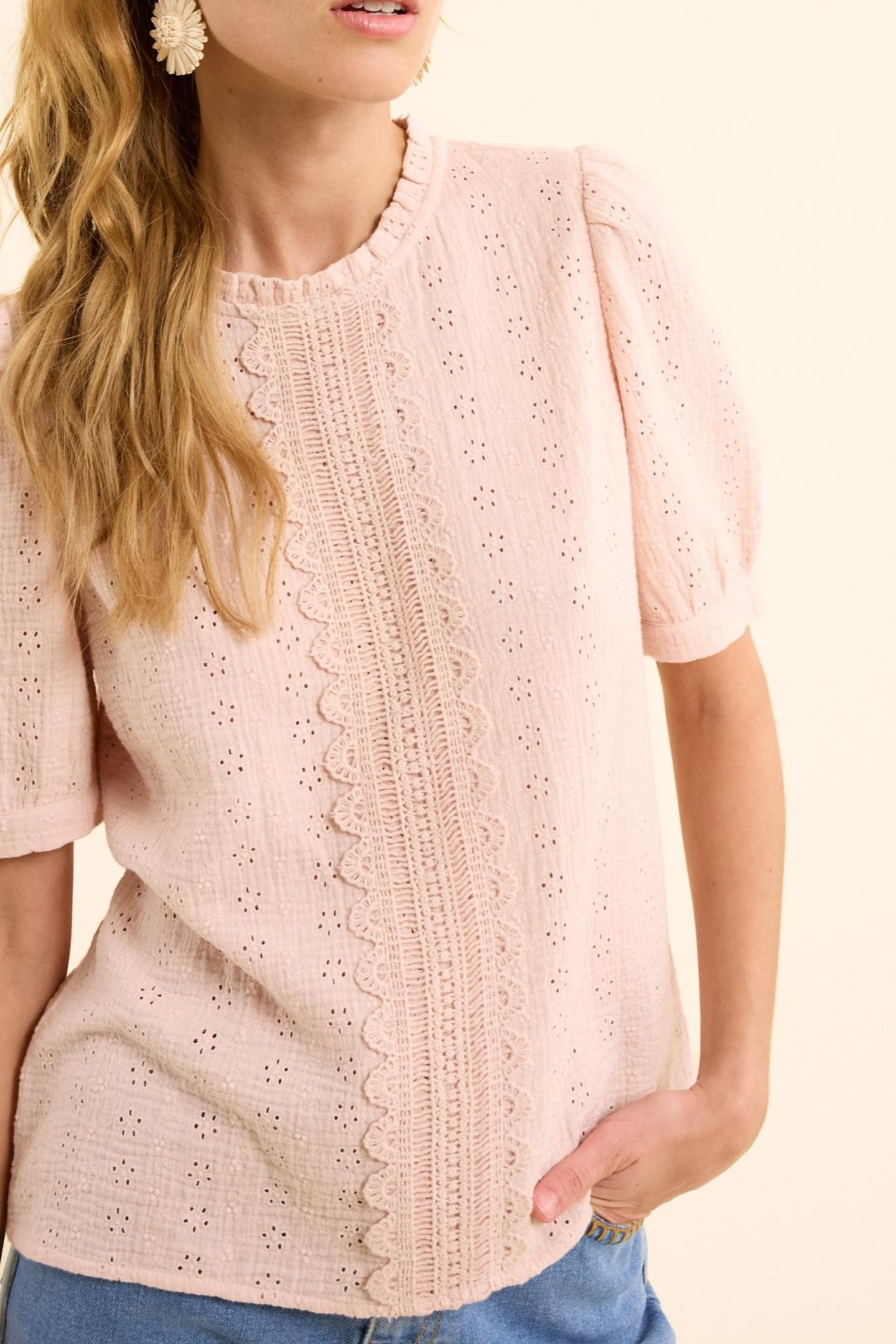 PINK TOP WITH BRODERIE ANGLAISE AND LACE PINK 5