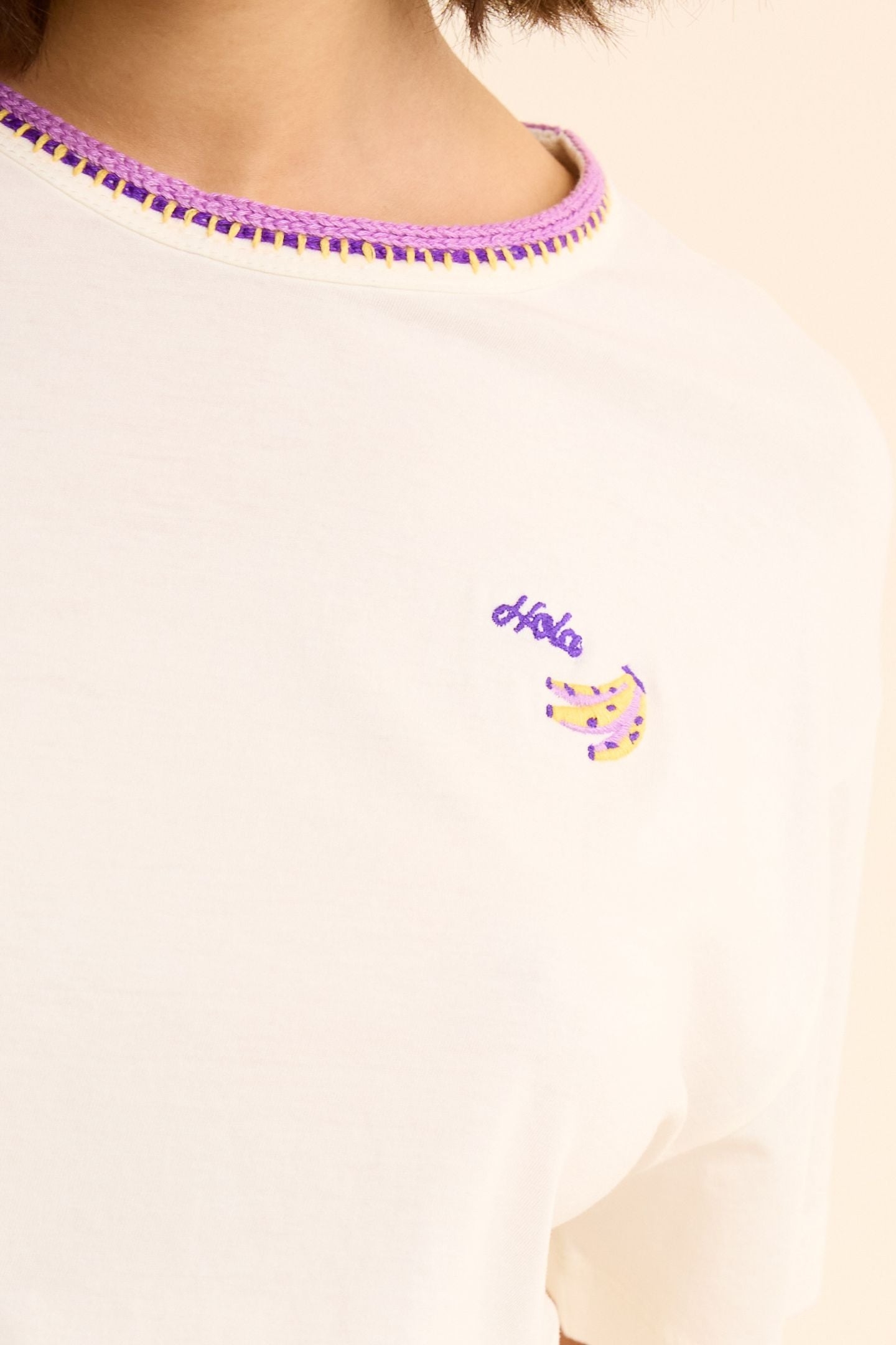 WHITE T-SHIRT WITH EMBROIDERED COLLAR ECRU 6