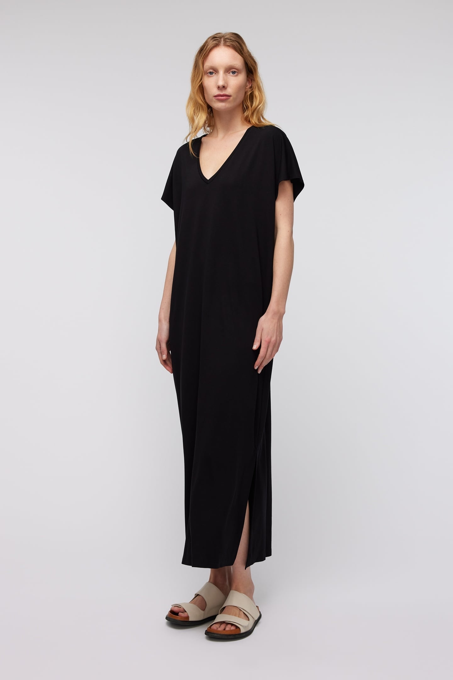 MAAN DRESS BLACK 1